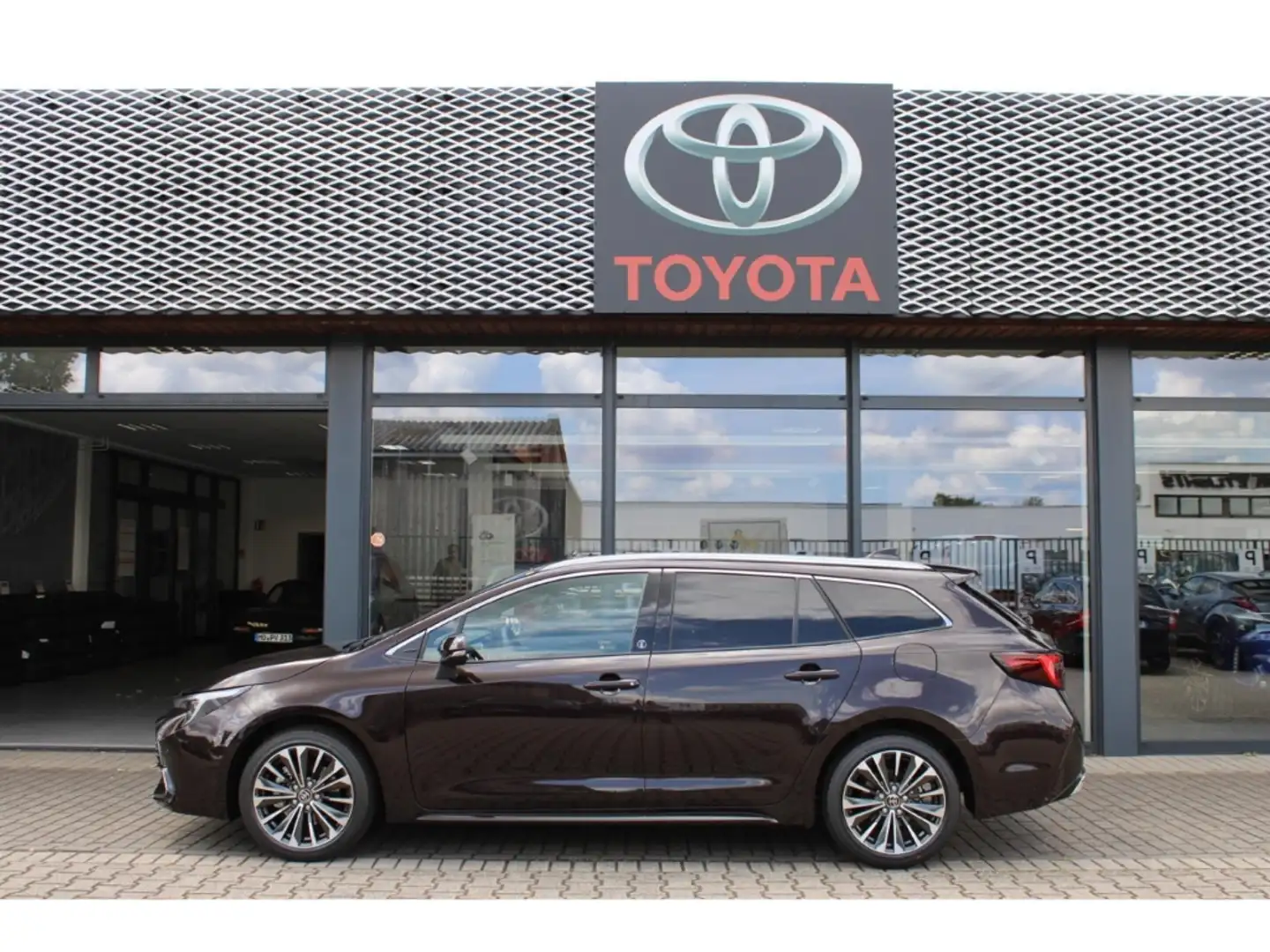Toyota Corolla TS+TEAM-D+TEC-P+KAMERA+CARPLAY+AKTION!!! Brun - 2