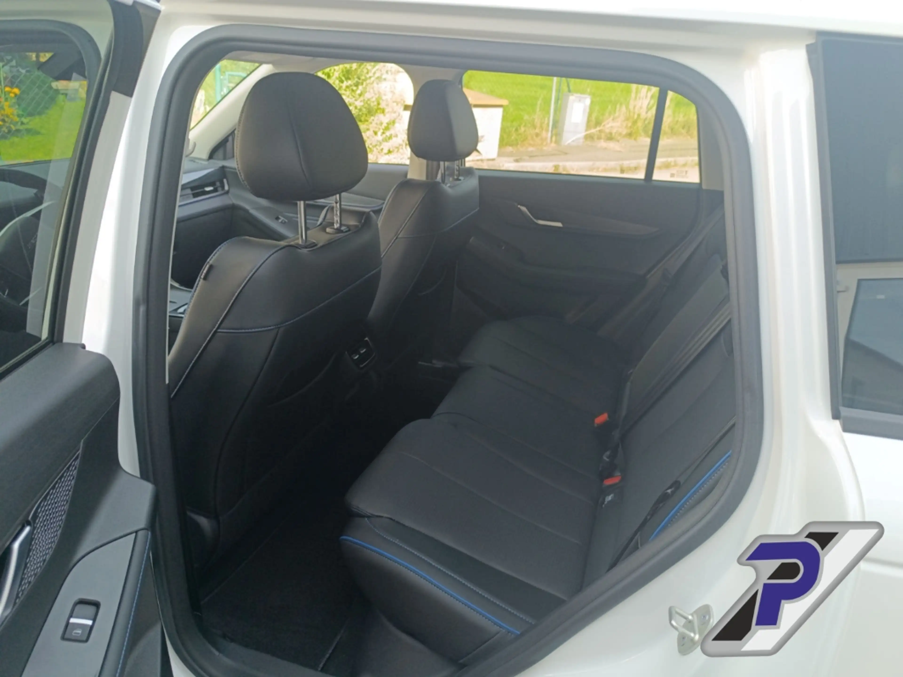 Jaecoo J5 16kW EV Exclusive Elektro 61 kWh Digitales Cockpit — photo 13