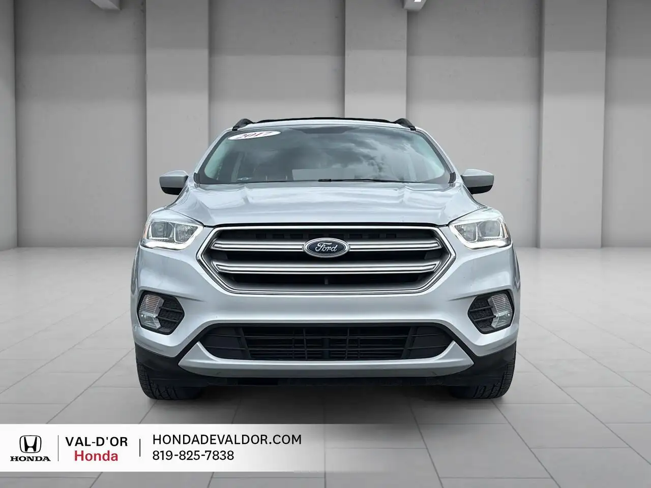 Ford Escape снимка Ford Escape