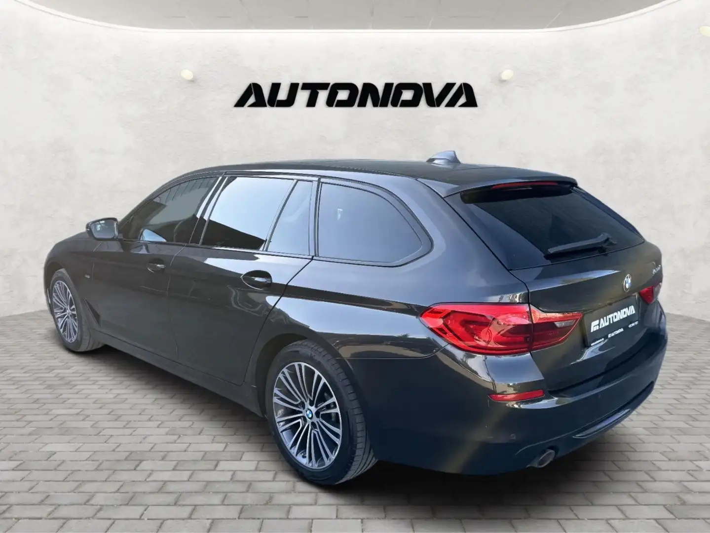 BMW 520 Baureihe 5 Touring 520 d Sport Line Braun - 2