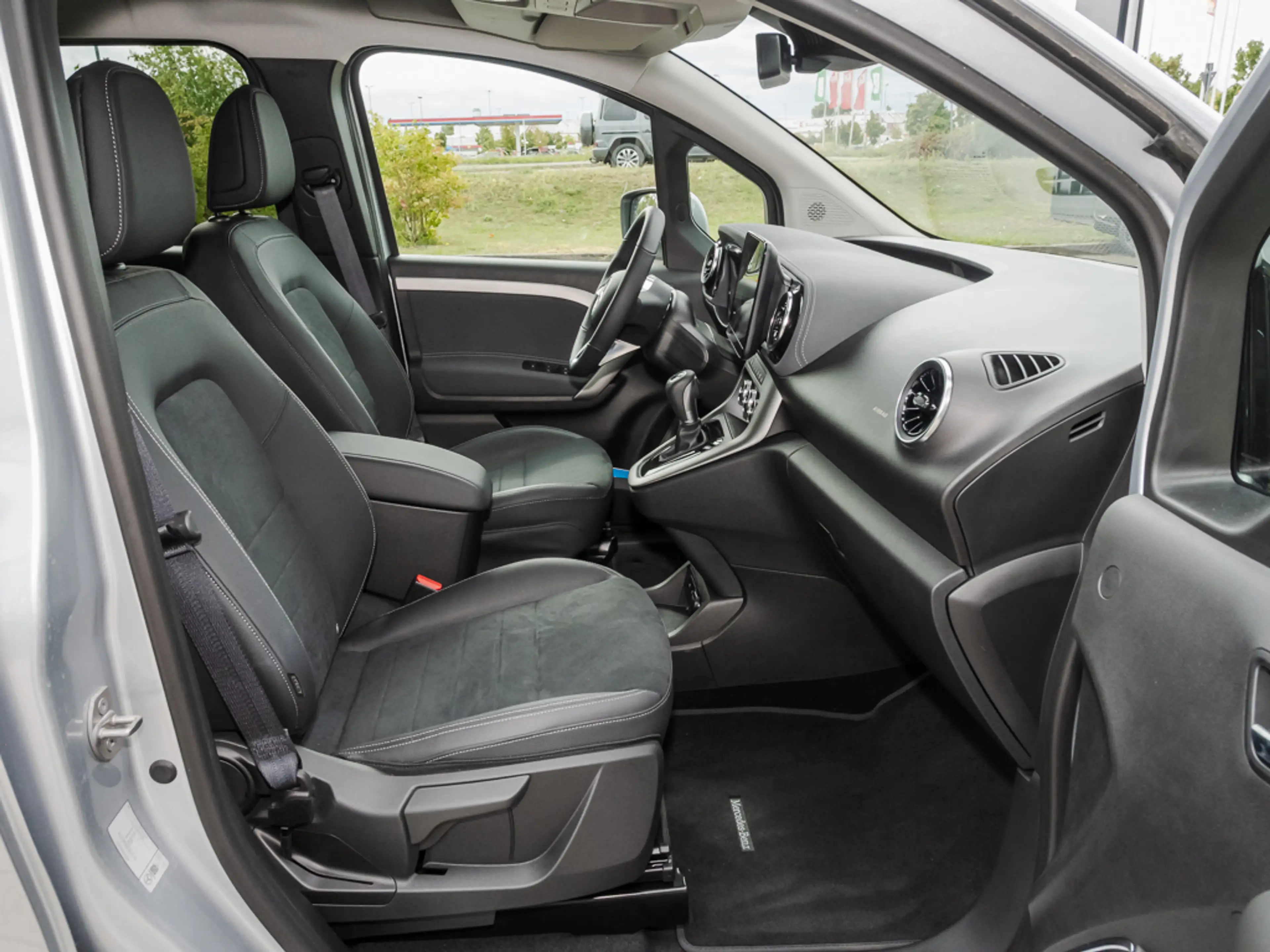 Mercedes-Benz T-Class T 180 PROGRESSIVE KLIMA LED MBUX AHK 7G TRONIC — photo 12