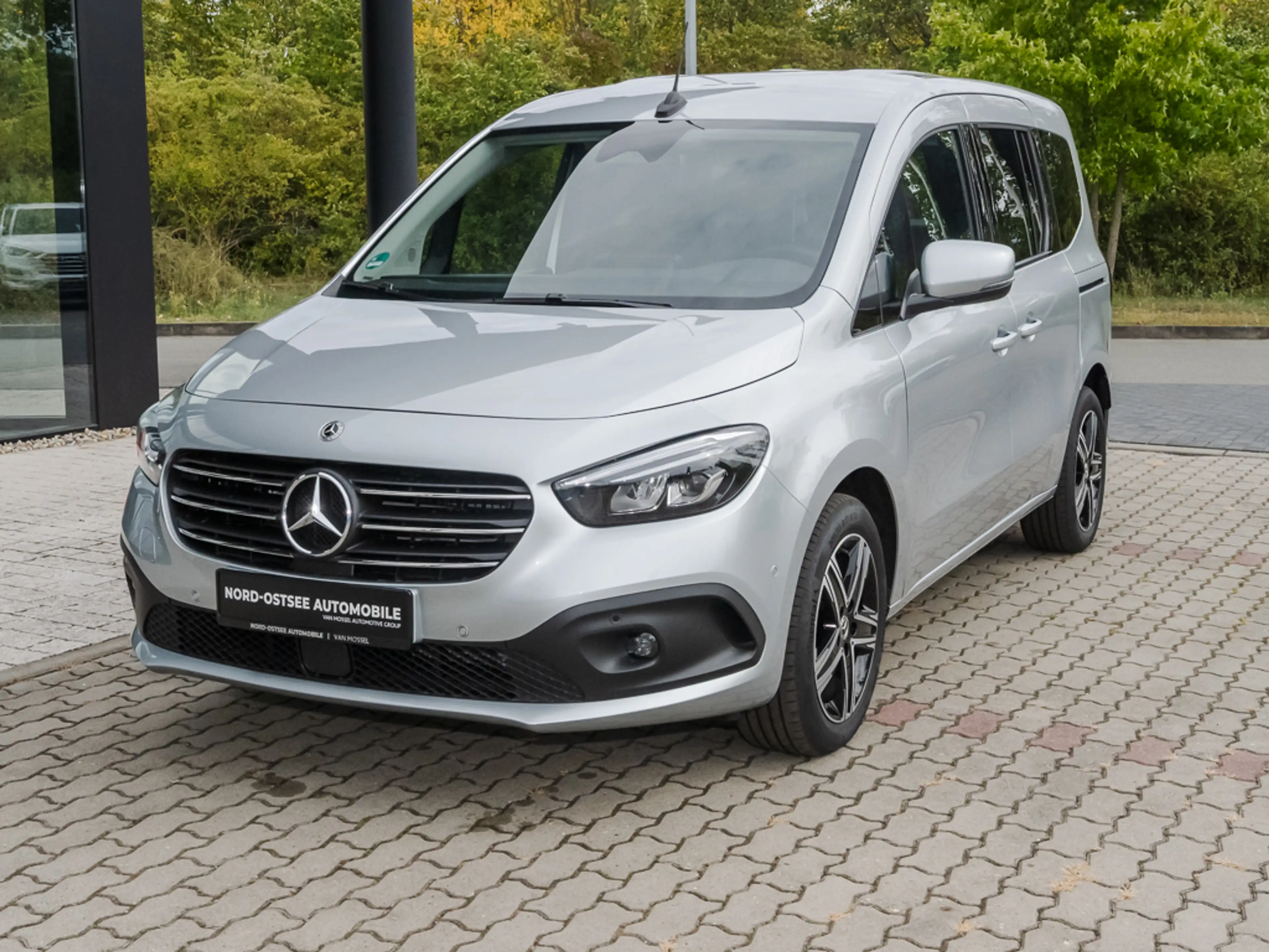 Mercedes-Benz T-Class T 180 PROGRESSIVE KLIMA LED MBUX AHK 7G TRONIC — photo 8