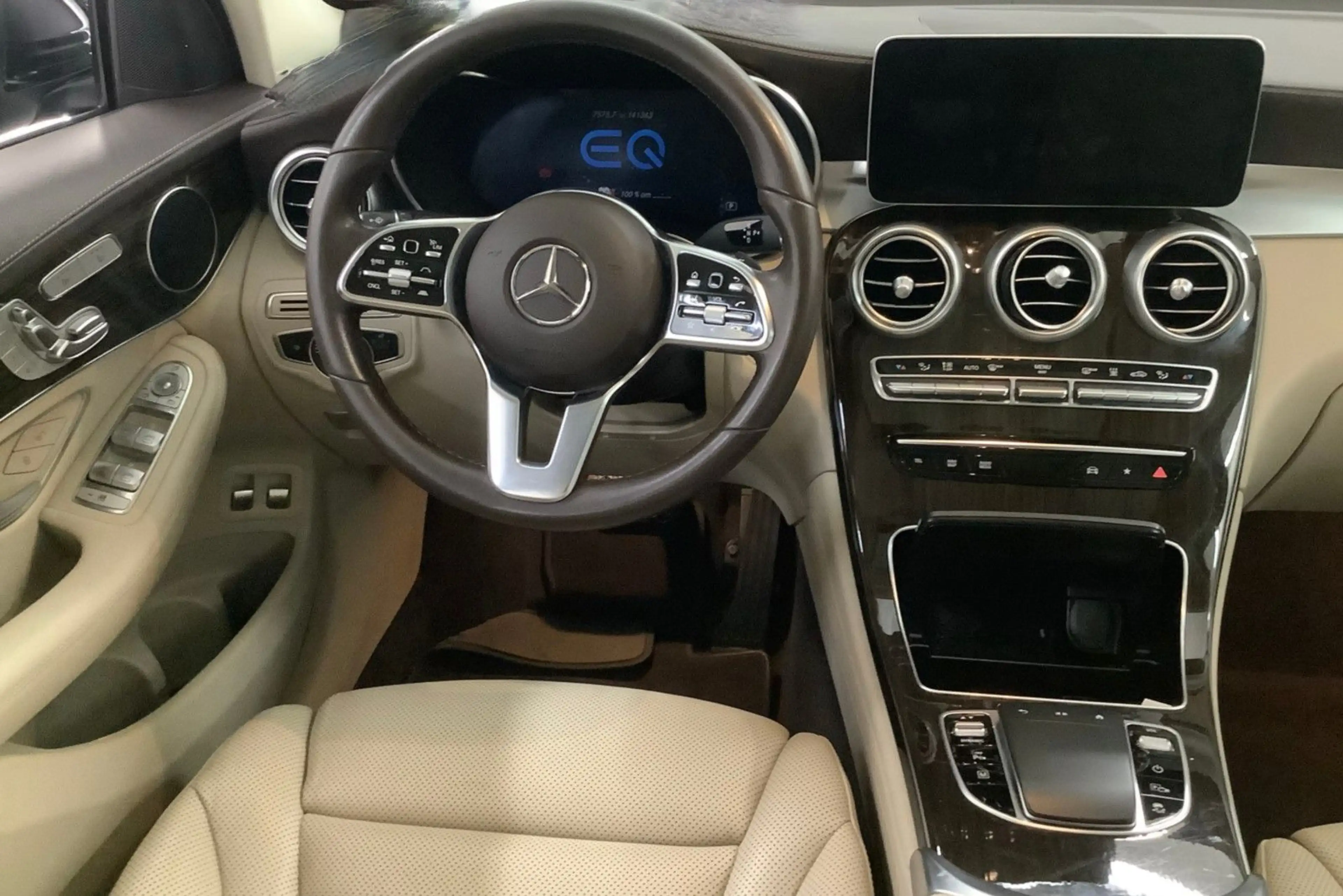 Mercedes-Benz GLC 300 e 4Matic COUPE LEDER LED EL.SD AMBI WIED — photo 7