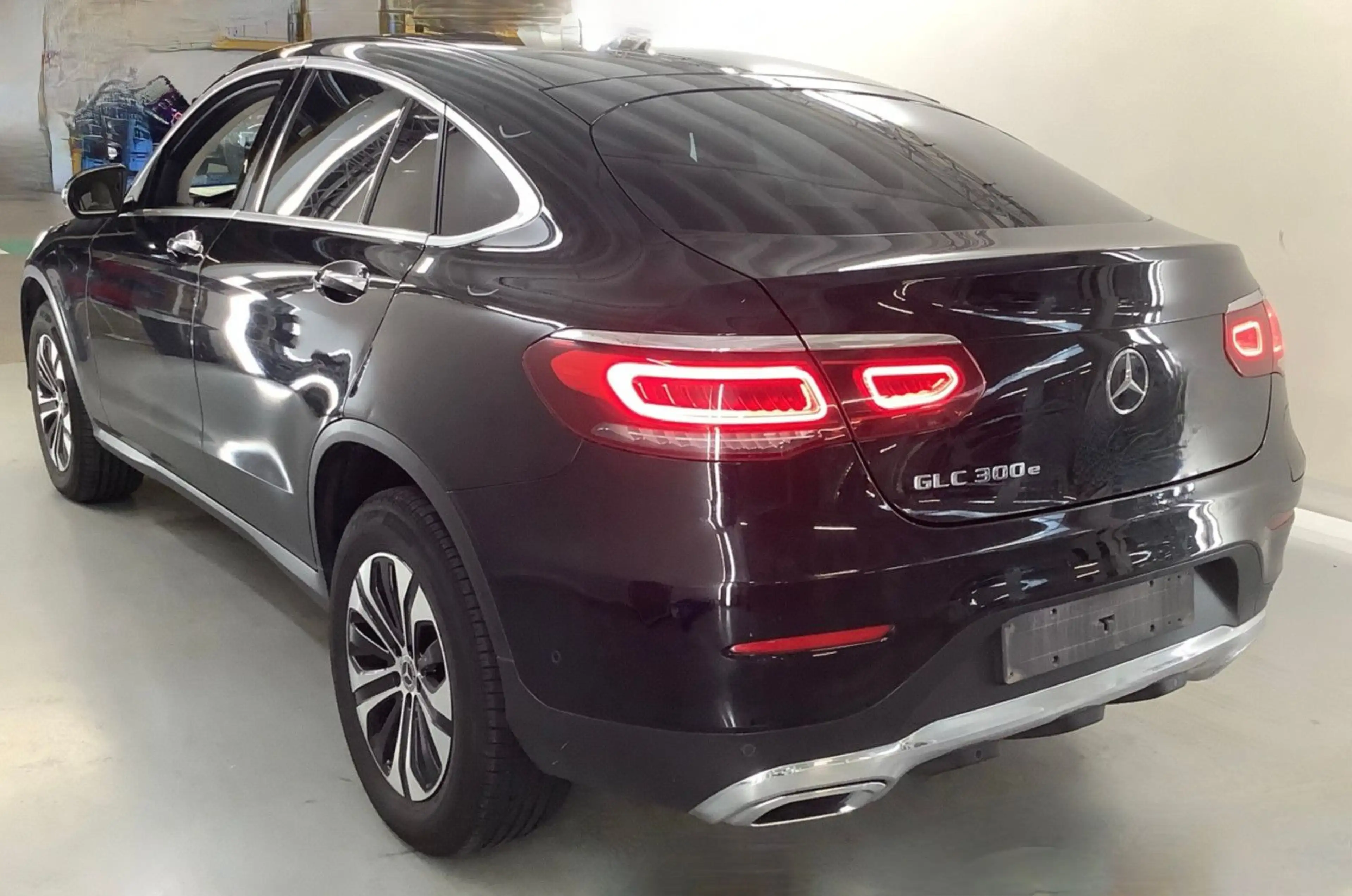 Mercedes-Benz GLC 300 e 4Matic COUPE LEDER LED EL.SD AMBI WIED — photo 3