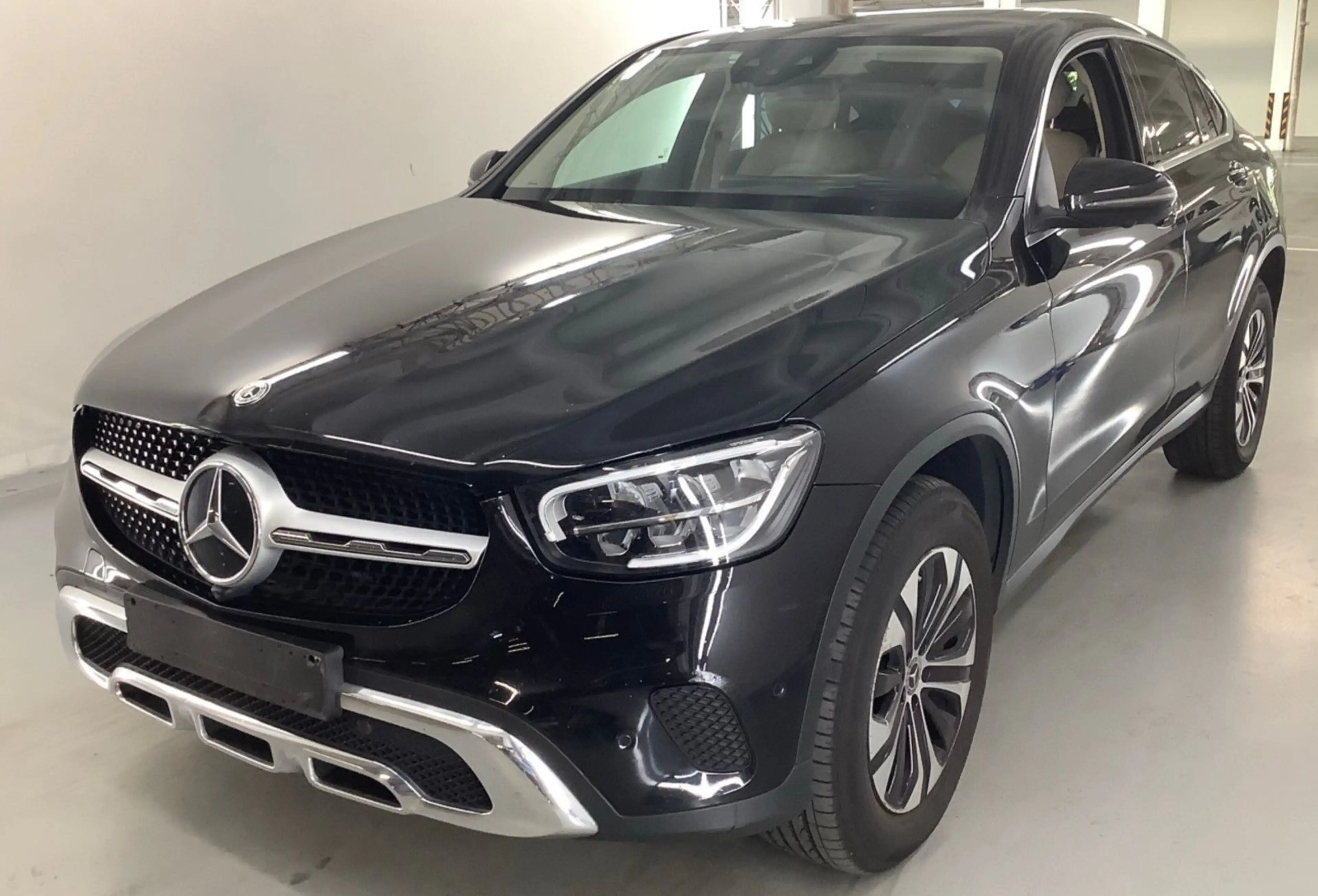 Mercedes-Benz GLC 300 e 4Matic COUPE LEDER LED EL.SD AMBI WIED
