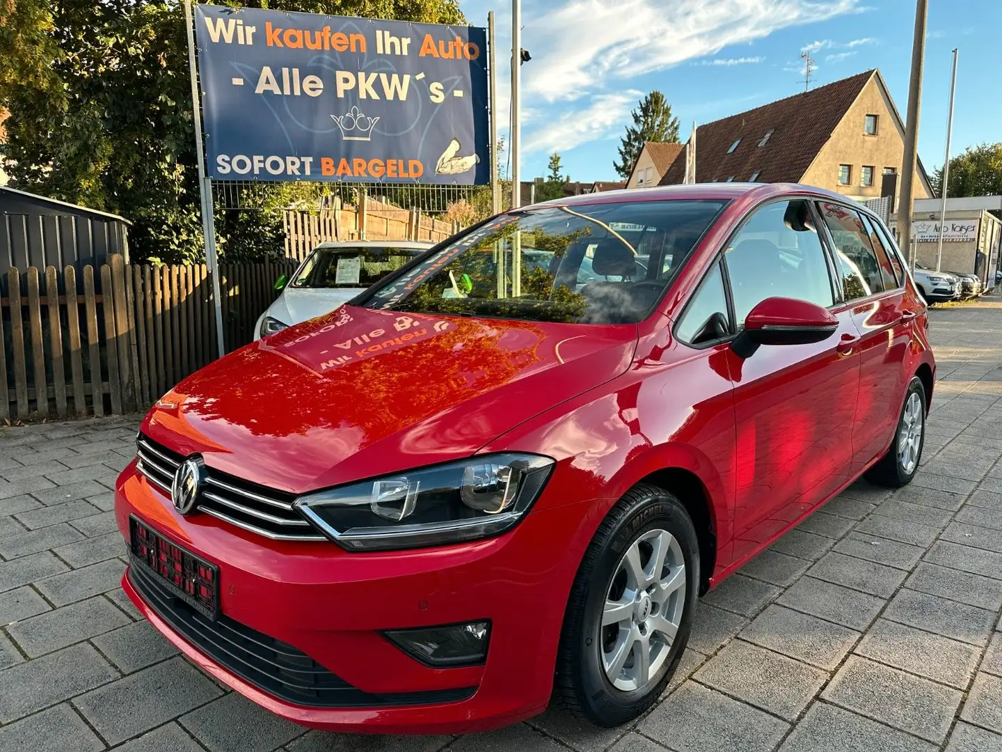 Volkswagen Golf Sportsvan VII Comfortline BMT/Start-Stopp Rot - 1