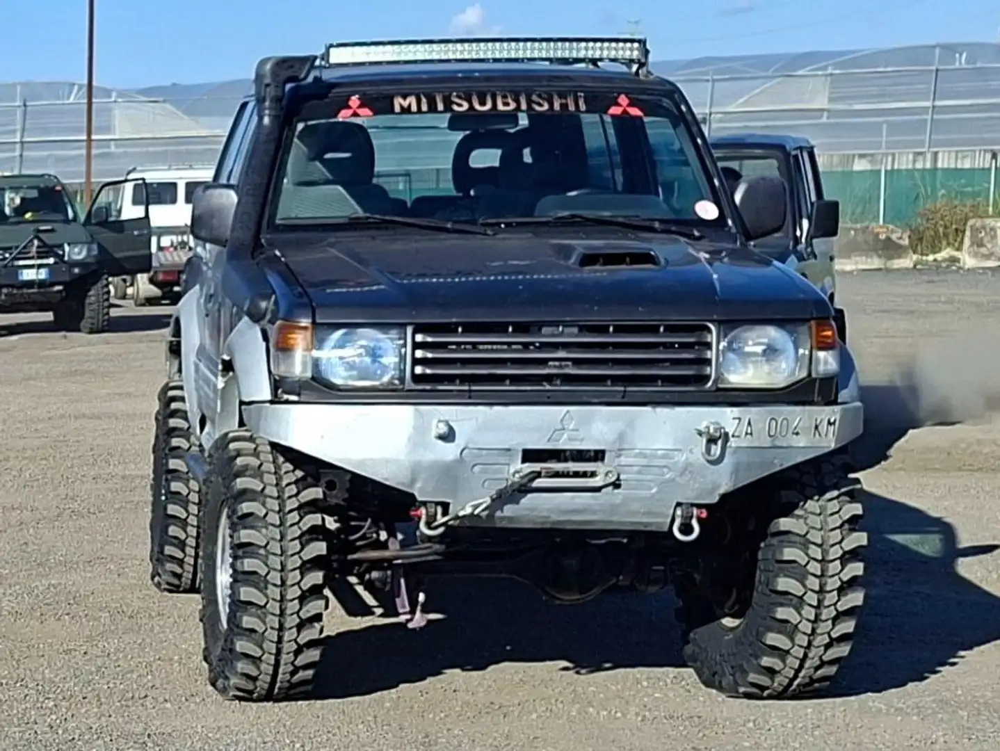 Mitsubishi Pajero Pajero Metal Top 2.8 tdi GLS Executive autocarro Gris - 1