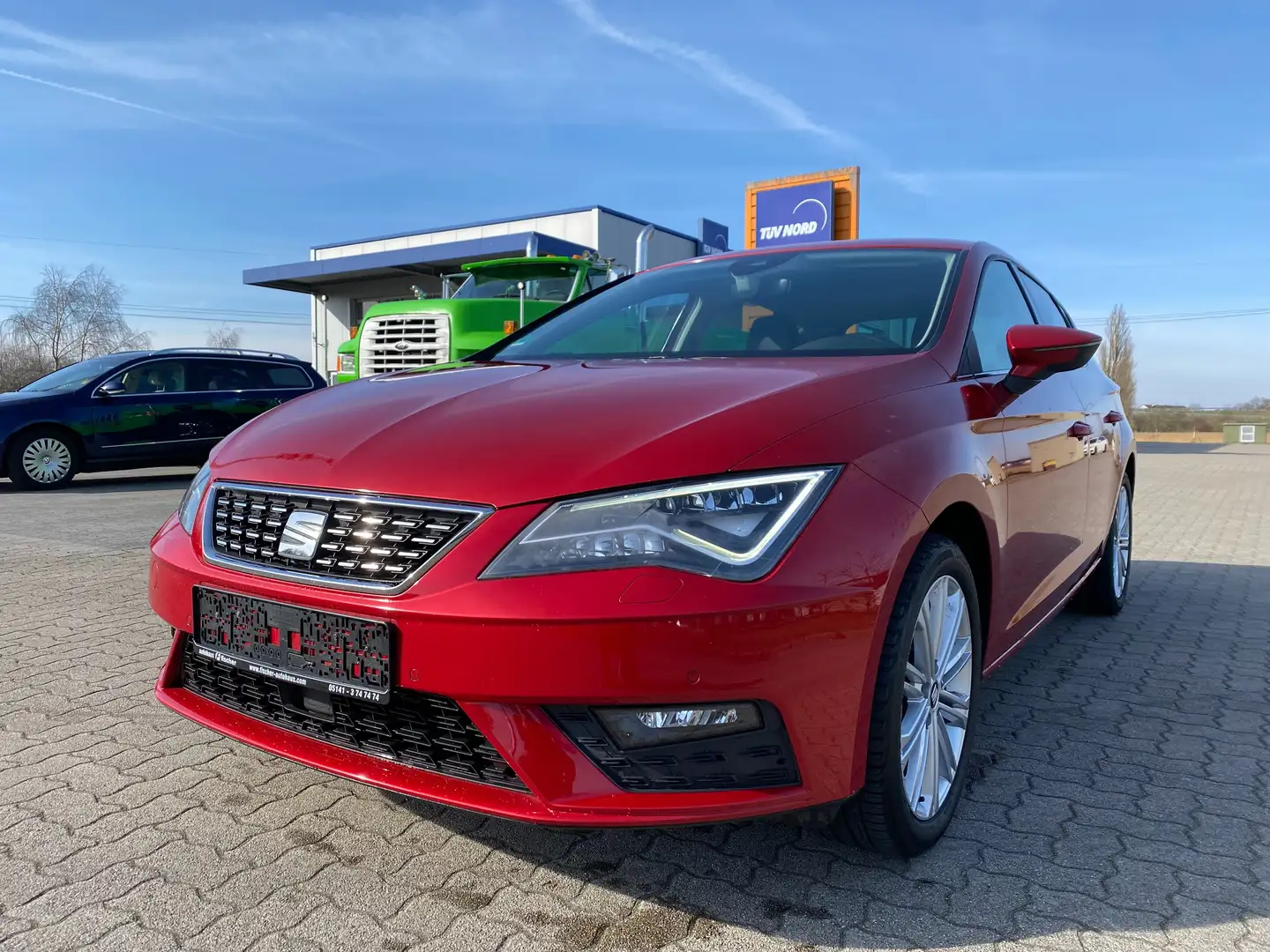SEAT Leon Xcellence Rot - 1