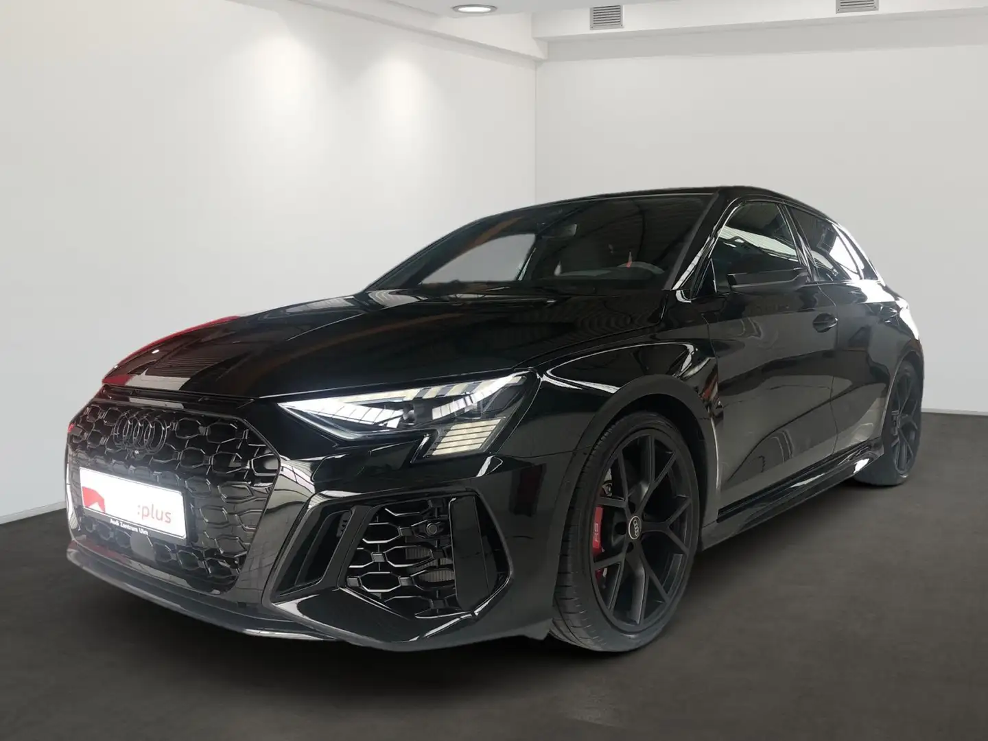 Audi RS3 HEAD-UP PANO 280 KM/H R-KAM NAV+ Schwarz - 2