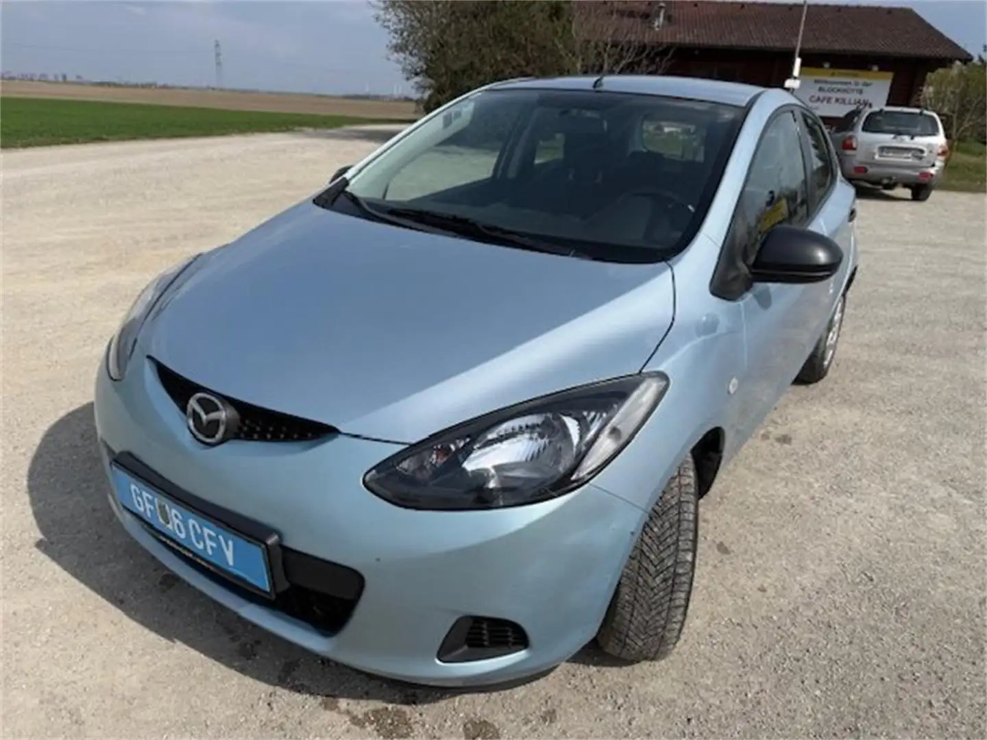 Mazda 2 1,3i CE Plus Blau - 1