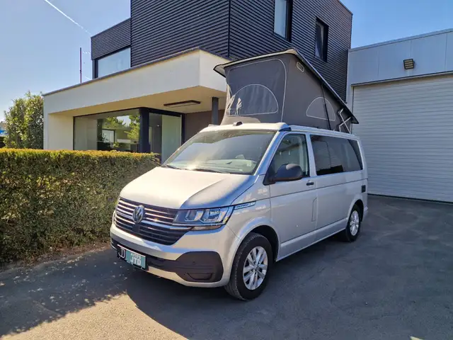 Volkswagen T6.1 California Coast 150Pk DSG 2023 16" alu, Trekhaak, Luifel, standverwarming *garantie*