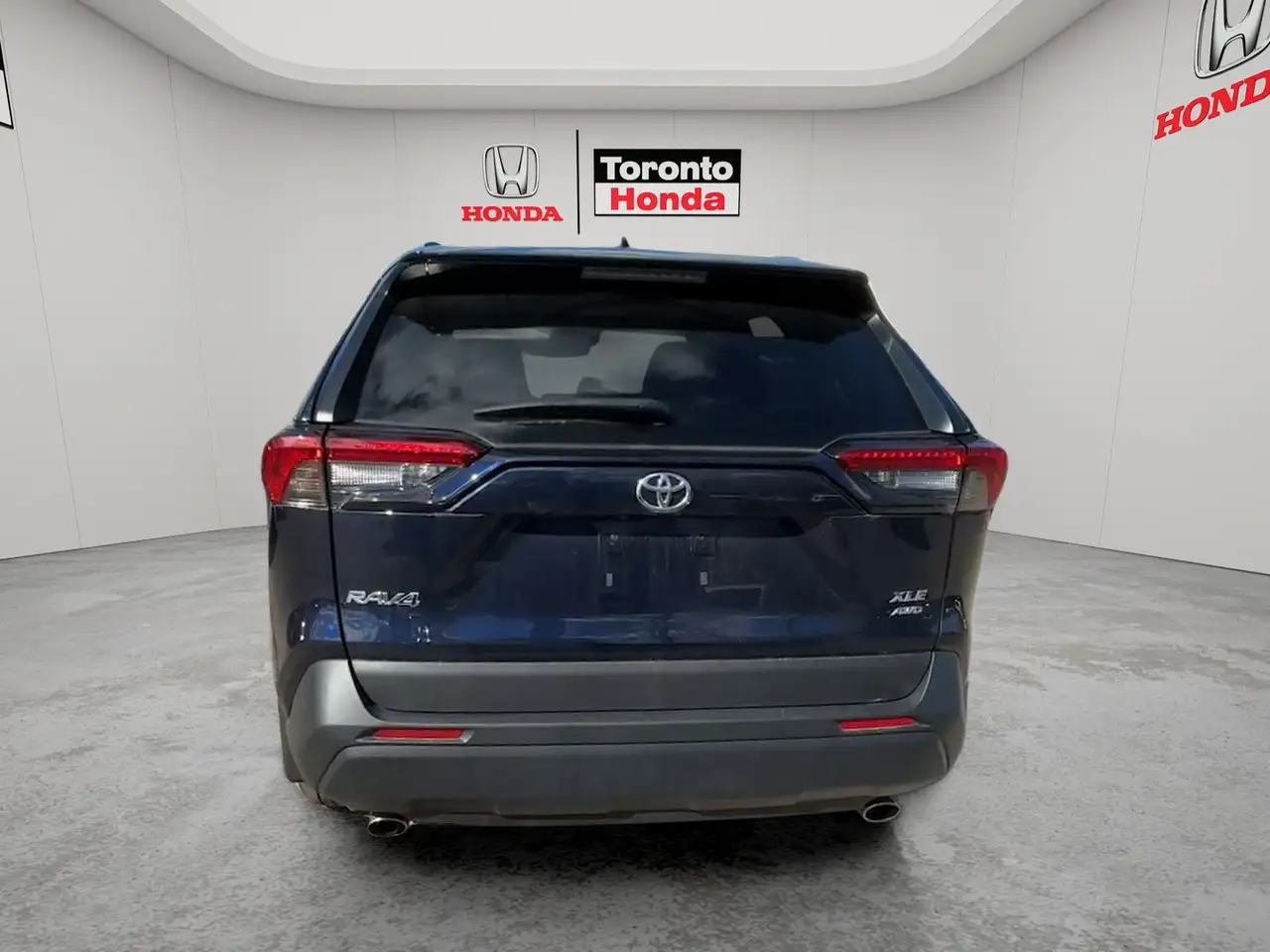 Toyota RAV 4 снимка Toyota RAV 4