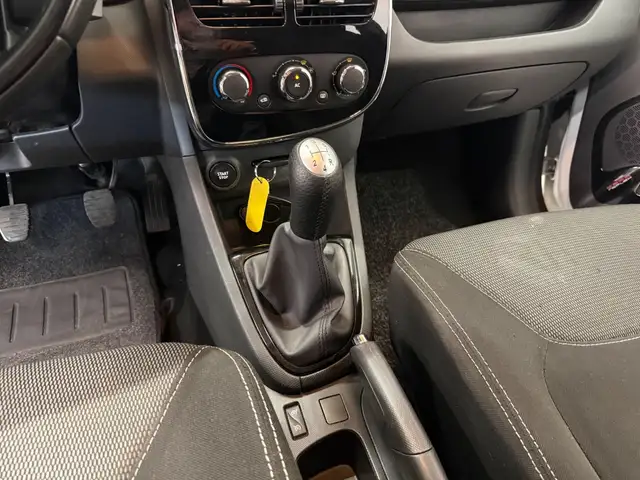 Renault Clio view 10