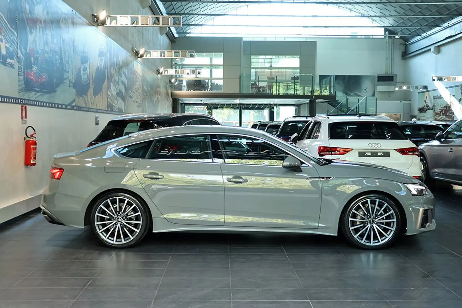 Audi A5 40 TFSI Sportback S-Tronic S-Line - MATRIX/KEYLESS Gris - 2