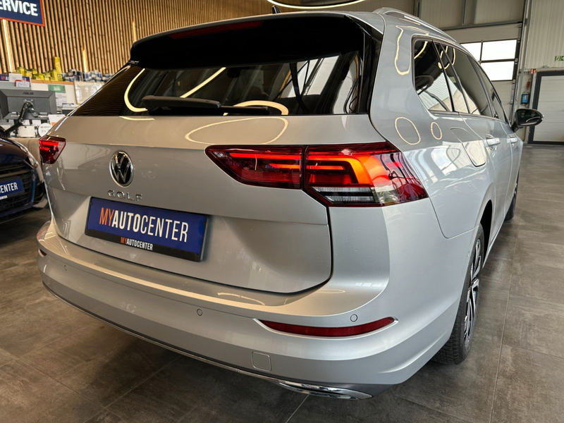 Volkswagen Golf VIII Variant *Parkass.*LED*Virtuel*AHK* — photo 2