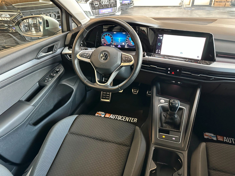 Volkswagen Golf VIII Variant *Parkass.*LED*Virtuel*AHK* — photo 6