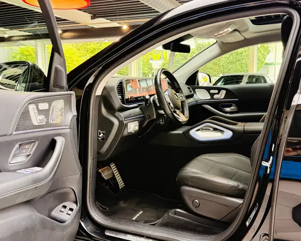 Mercedes-Benz GLE view 10