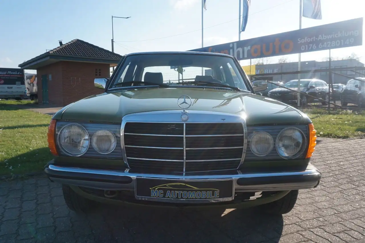 Mercedes-Benz 200 D*OLD TIMER*RADIO*SERVO*ORIGINAL ZUSTAND !!, foto 6