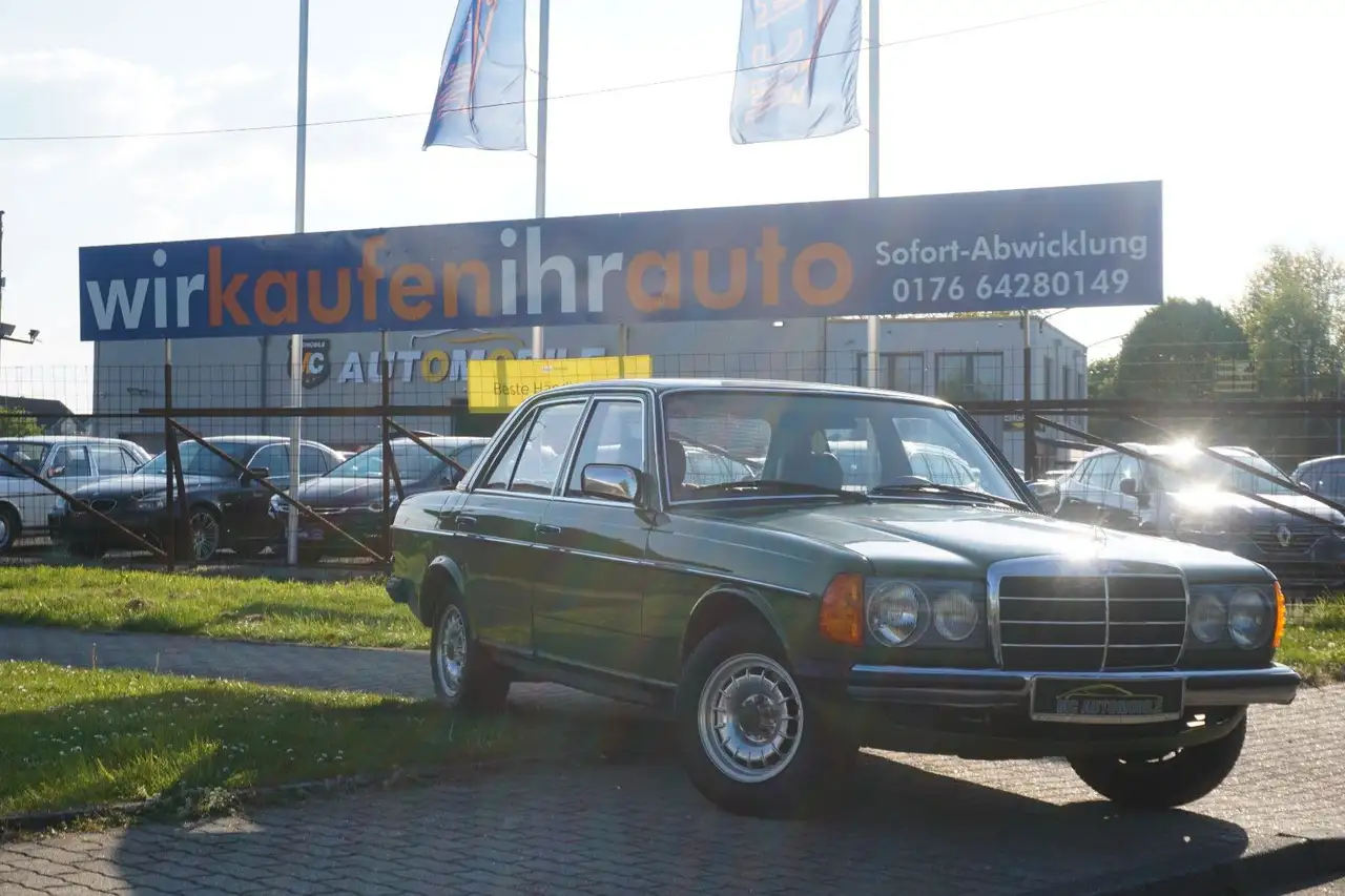 Mercedes-Benz 200 D*OLD TIMER*RADIO*SERVO*ORIGINAL ZUSTAND !!, foto 1