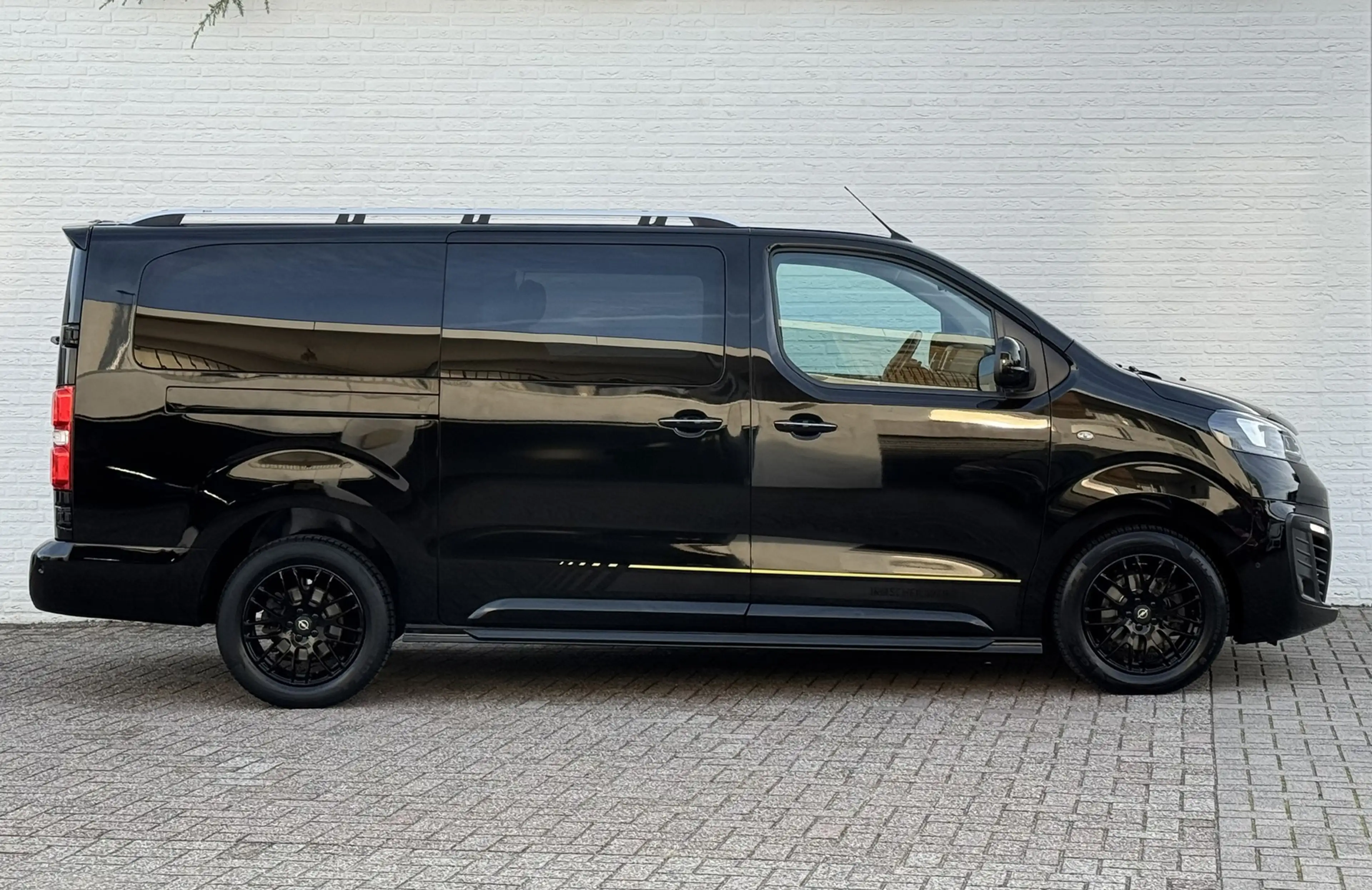 Opel Vivaro 2.0 CDTI L3H1 DC Automaat Innovation Irmscher Spor — photo 13
