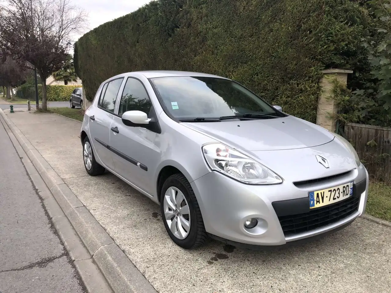 Renault Clio III dCi 70 115g eco2 Expression Clim