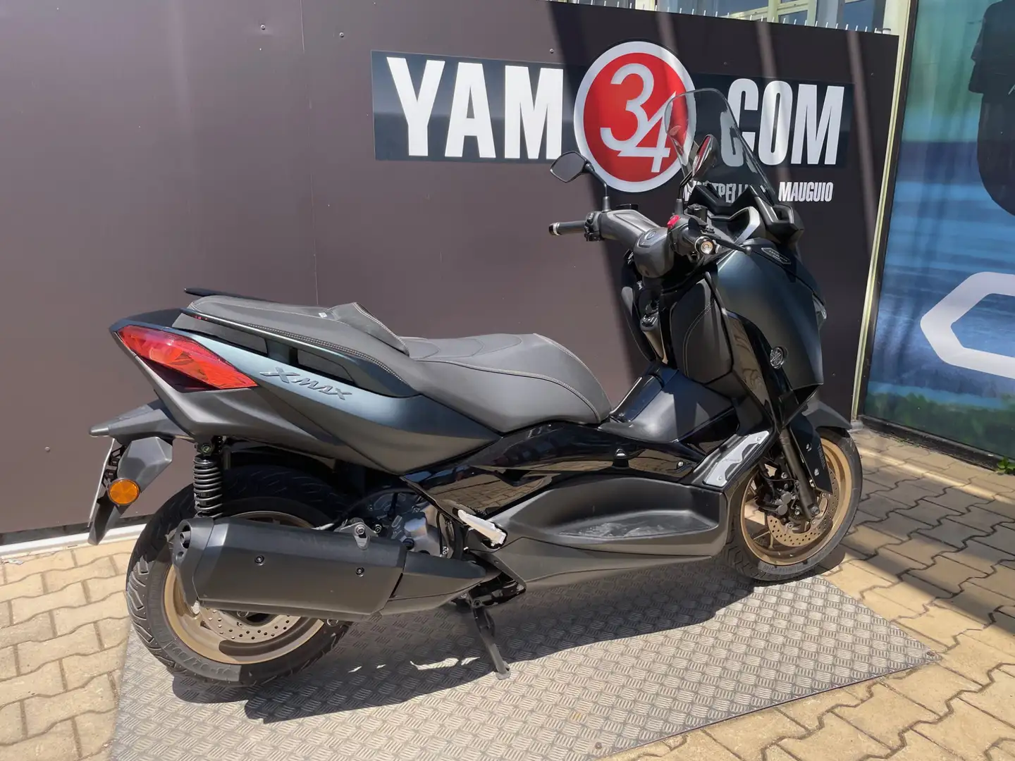 Yamaha X-Max 300 Bleu - 2