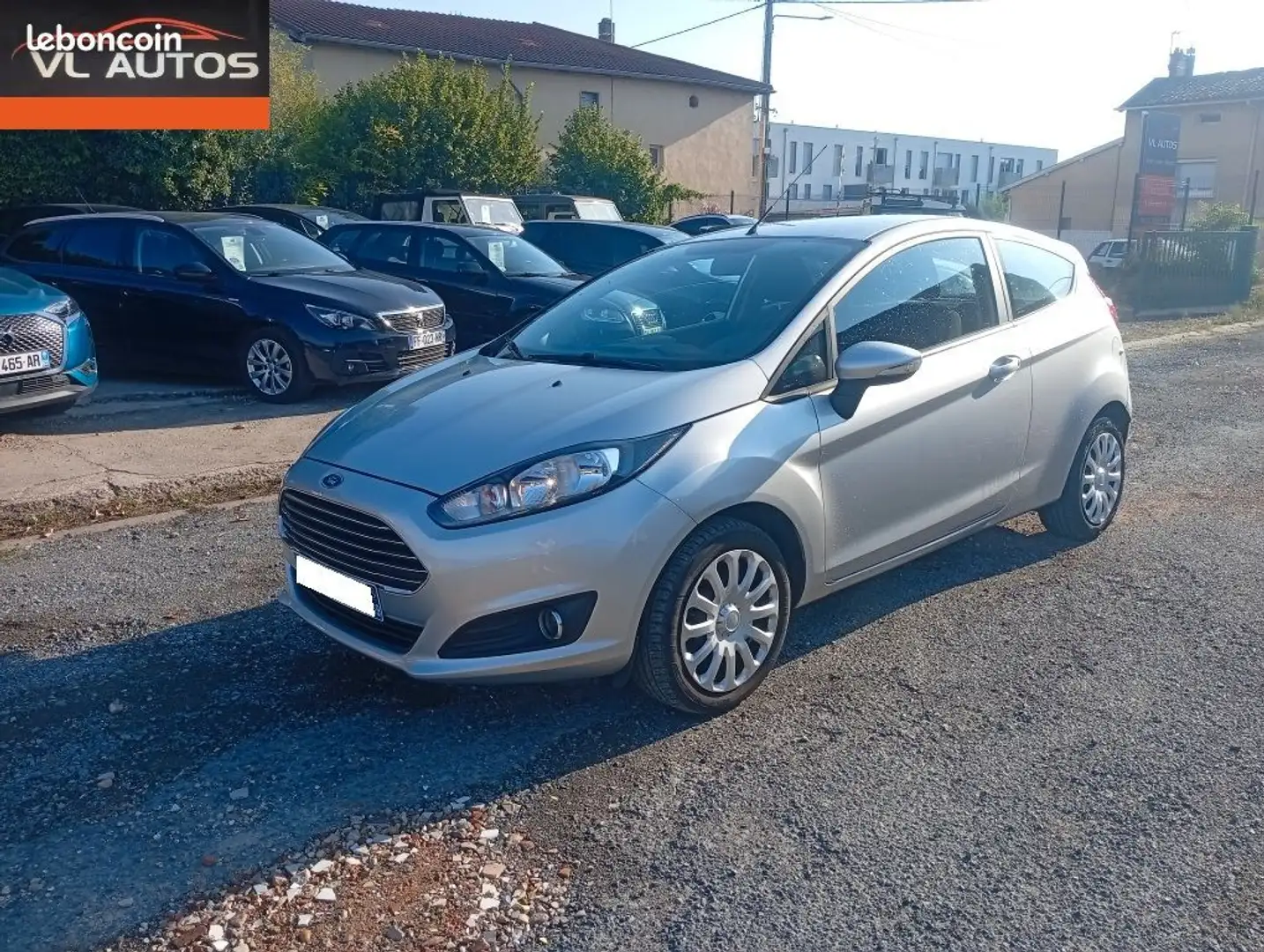 Ford Fiesta 1.25 60ch Année 2015 Crit'air 1 Grau - 2