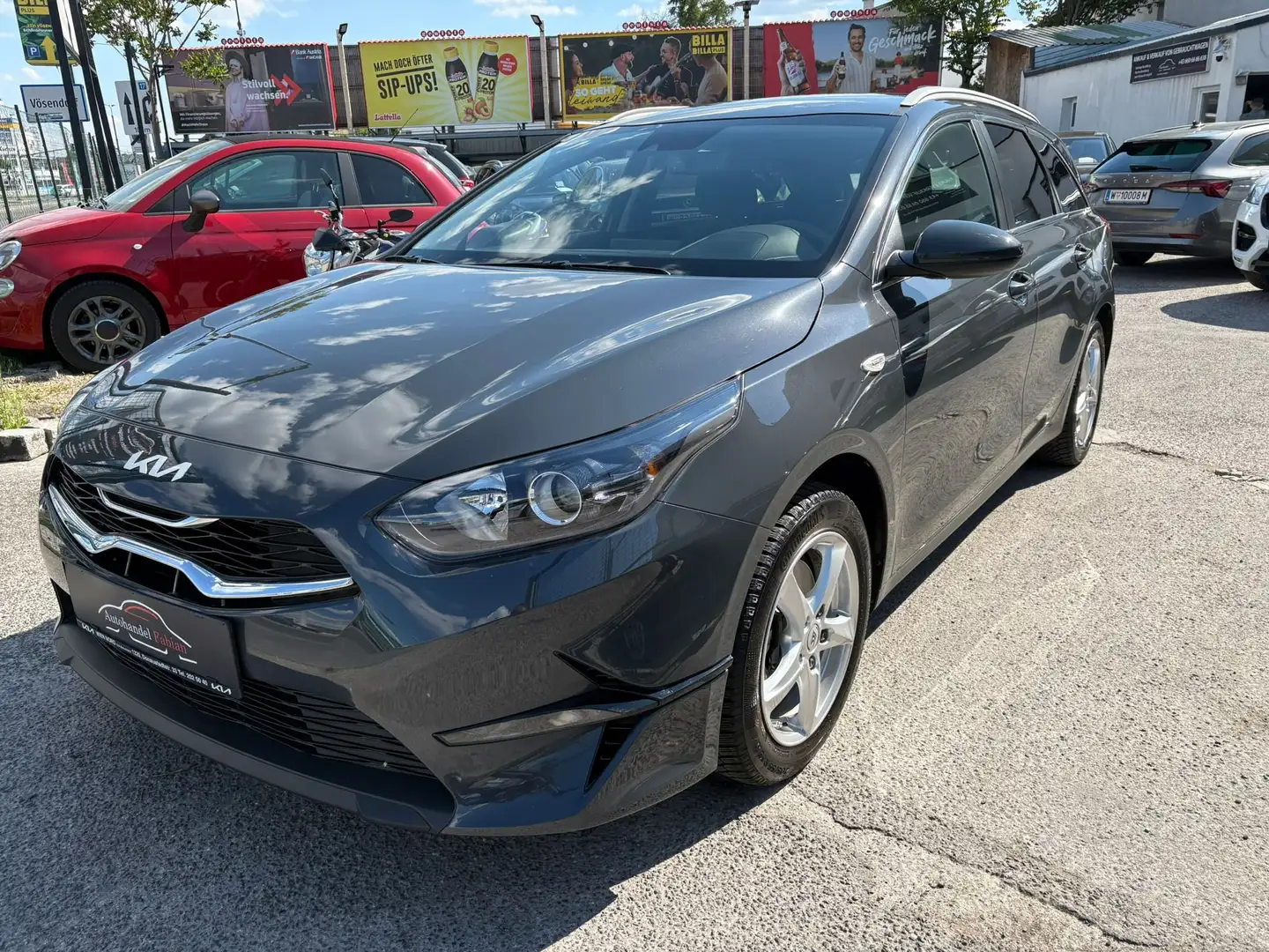 Kia Ceed SW / cee'd SW 1,5 TGDI Silber mit Kamera Sitzheizung Navi Silber - 1