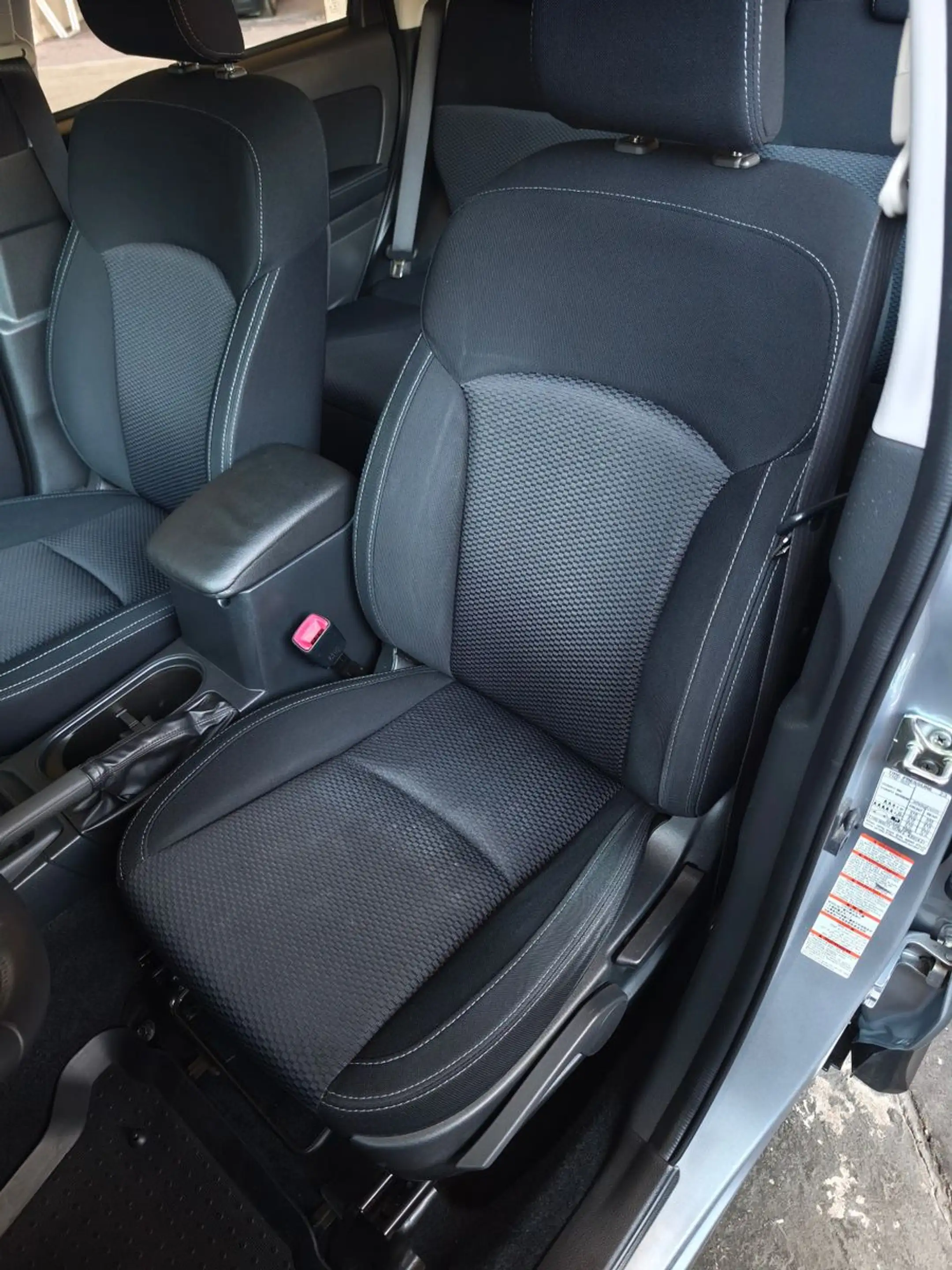 Subaru Forester 2.0d  Exclusive 1.Hand — photo 9