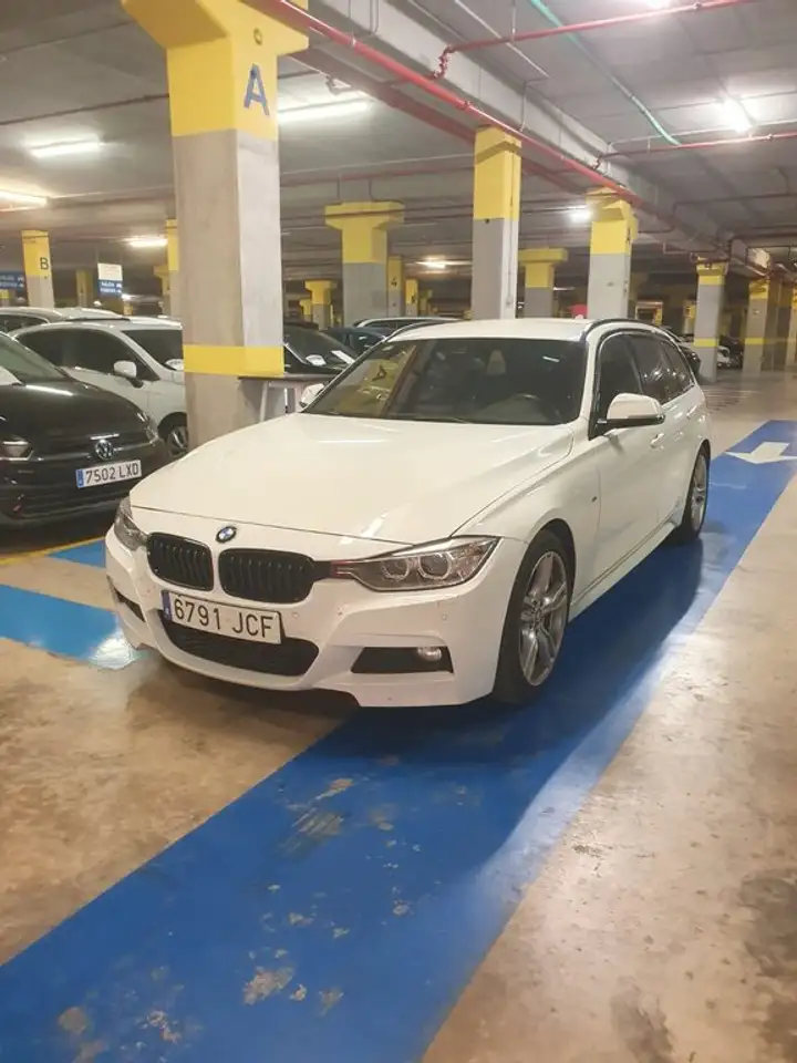 BMW 320