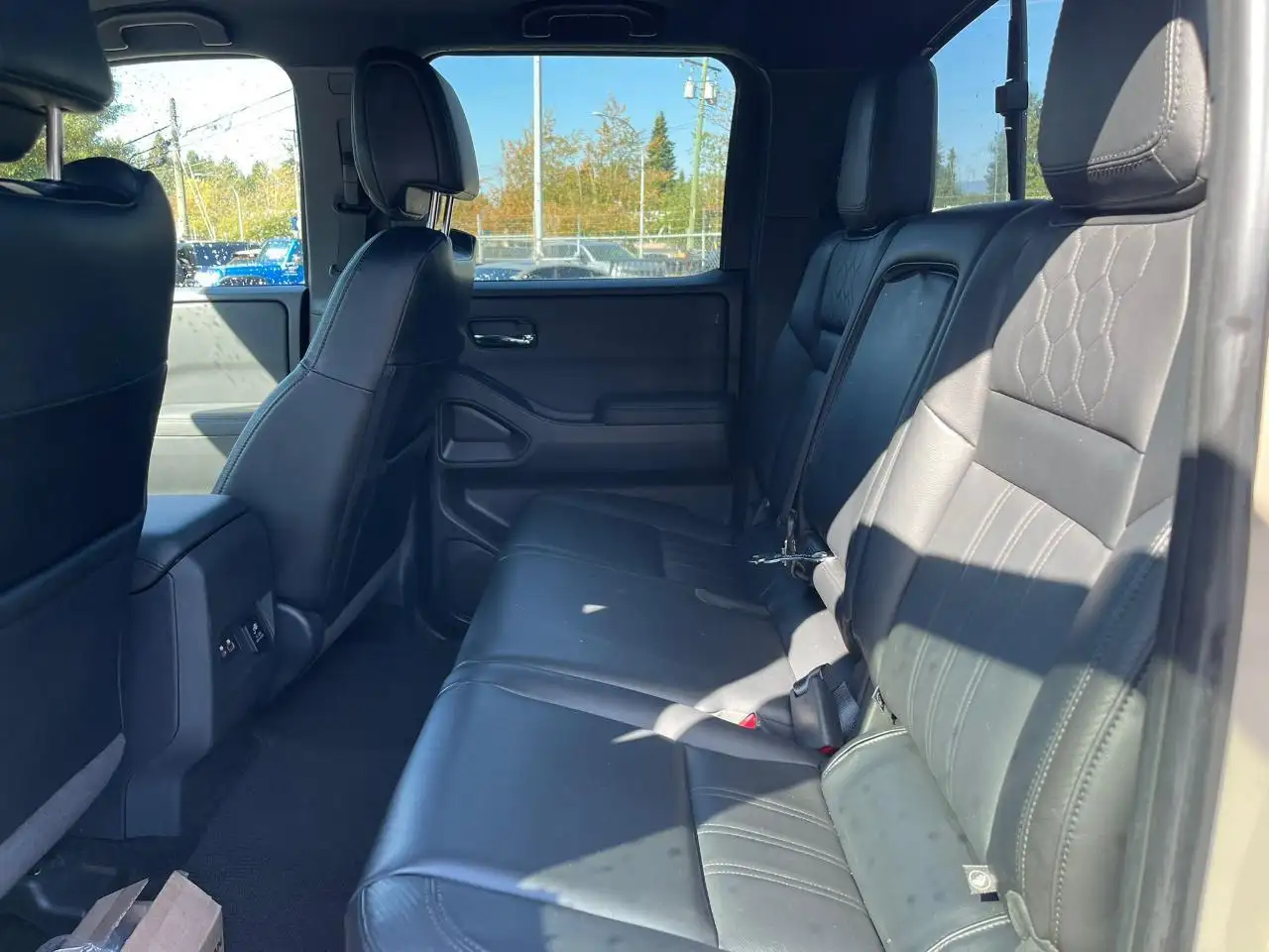 Nissan Frontier снимка Nissan Frontier