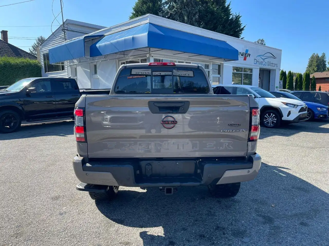 Nissan Frontier снимка Nissan Frontier