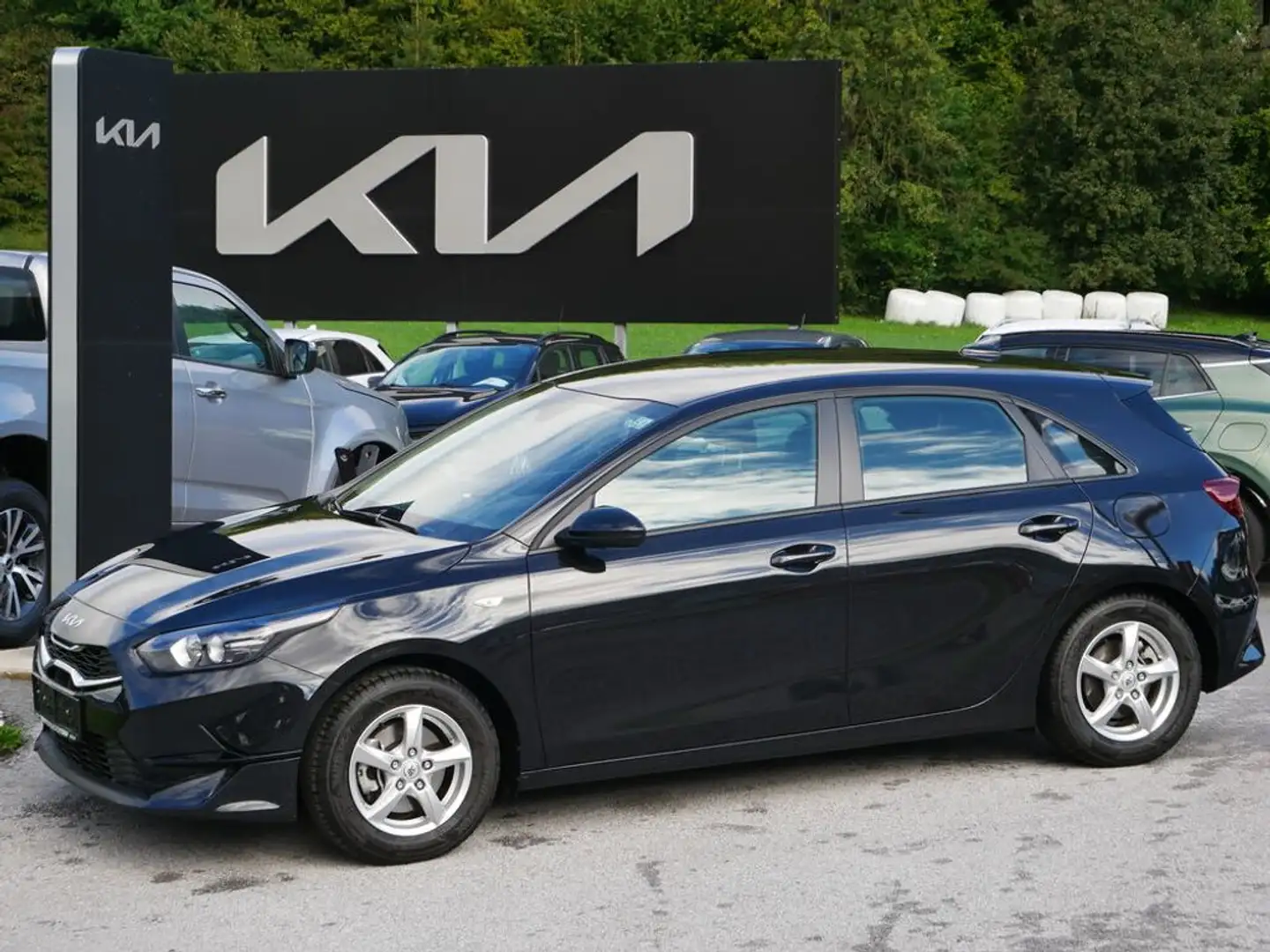 Kia Ceed / cee'd 1,0 T-GDI GPF Titan Schwarz - 1