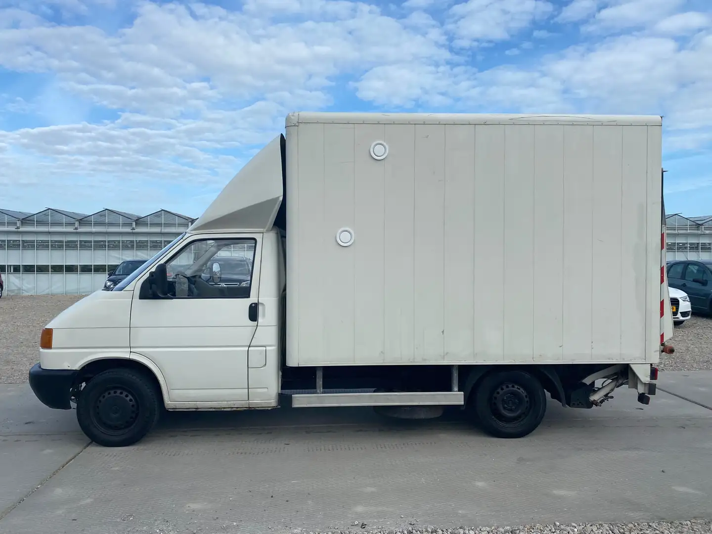 Volkswagen Transporter 1997 * 2.5 TDI 332 * BAKWAGEN * LAADKLEP * COMPACT - 2