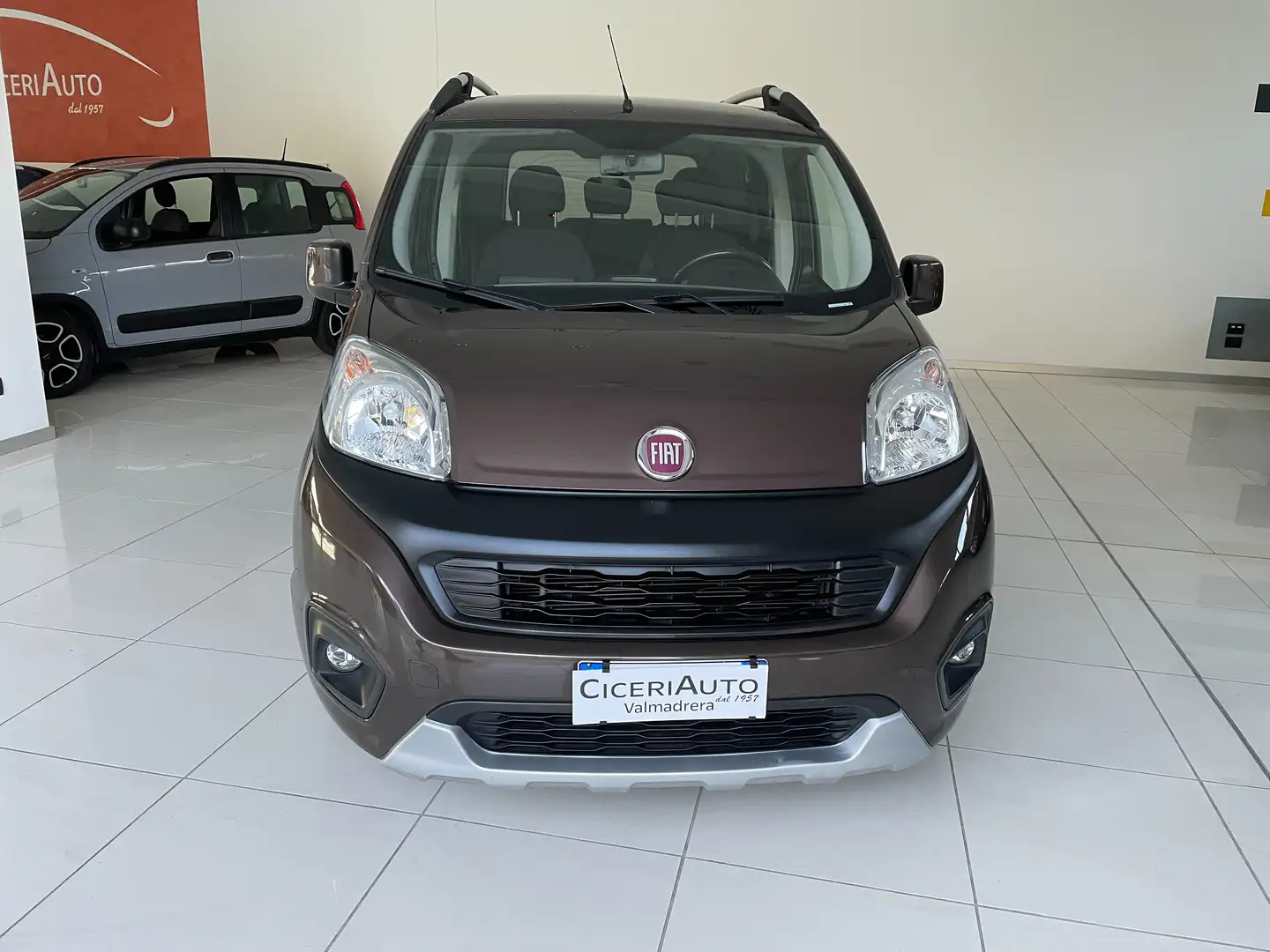 Fiat Qubo 1.3 mjt 16v Trekking 95cv Brun - 2