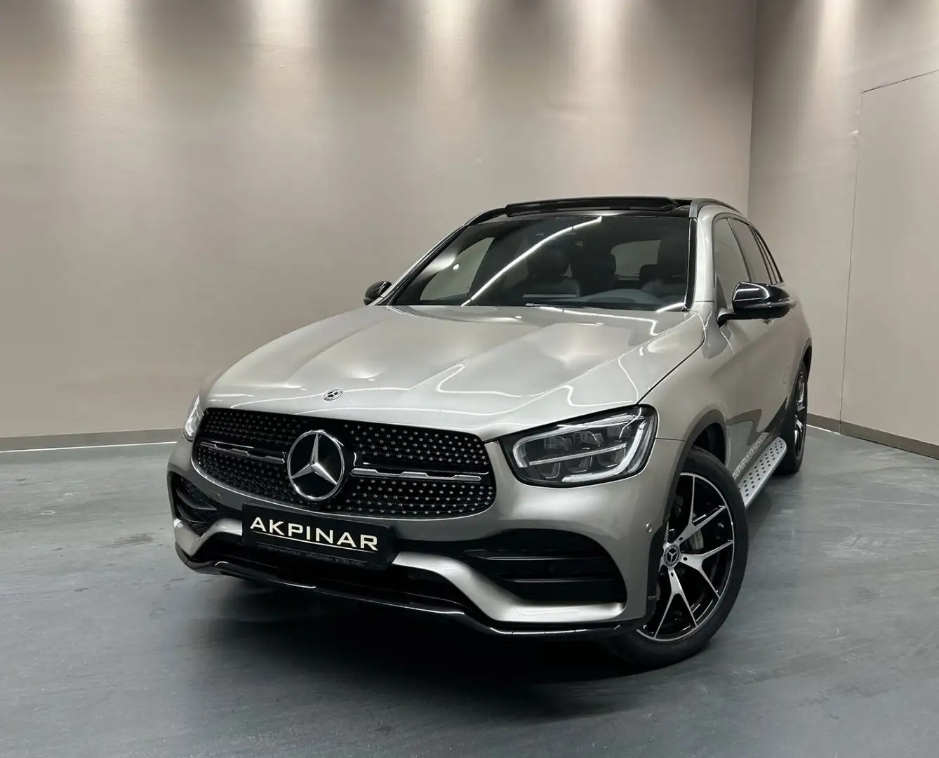 Mercedes-Benz GLC 300 GLC300 4M *AMG LINE*NIGHT*PANO*HD-U*360°*KEY-GO* Silber - 1