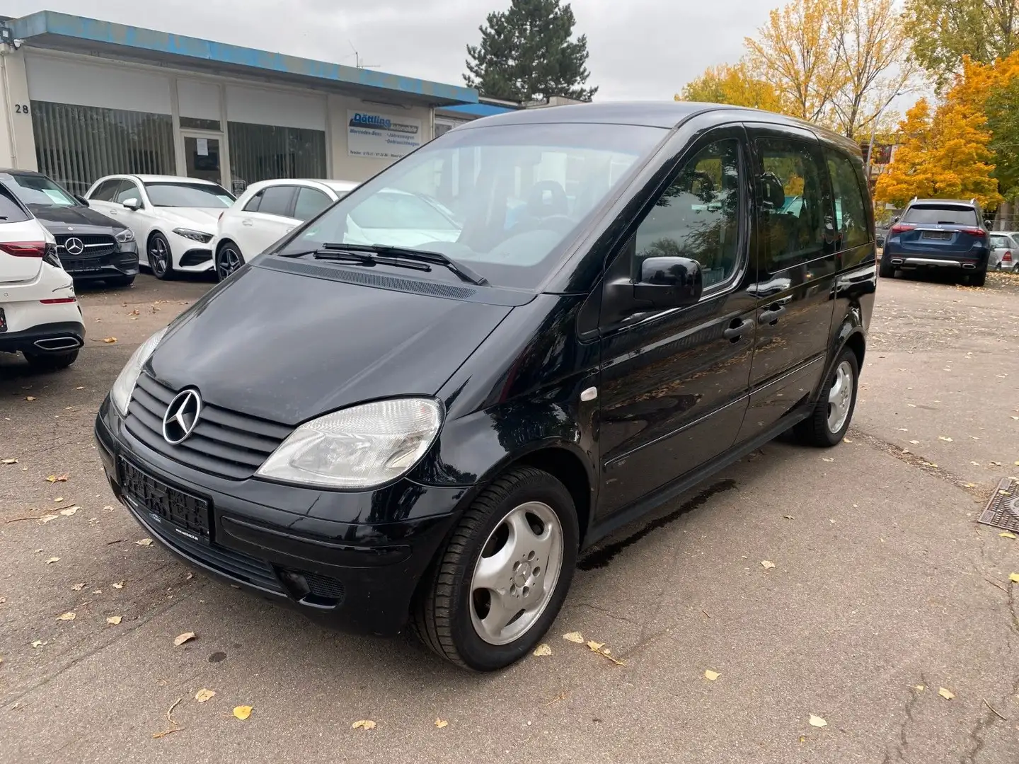 Mercedes-Benz Vaneo Compact Trend 1.9L *1.Hand/8-fach/Klima* Schwarz - 2