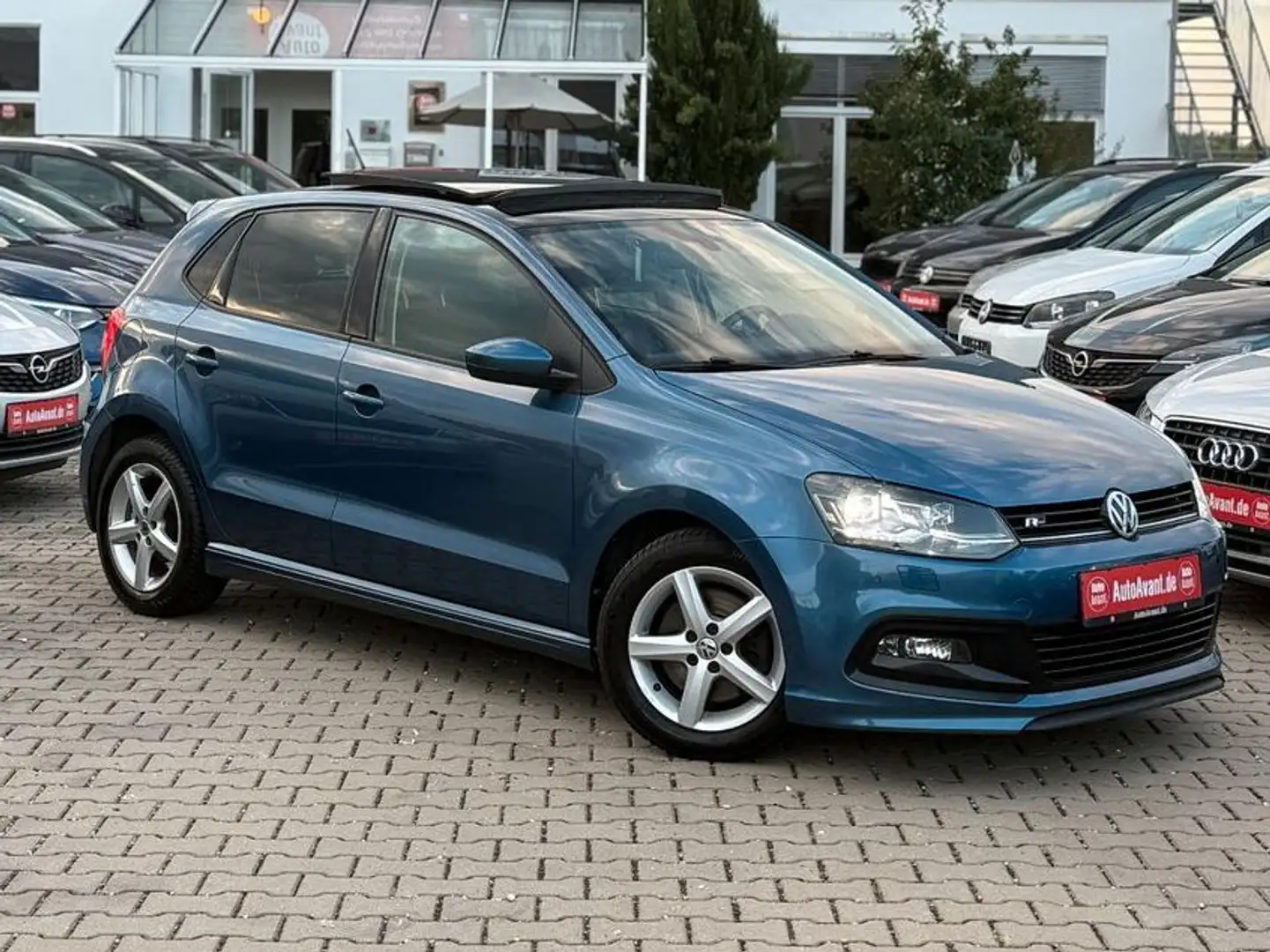 Volkswagen Polo 1.0TSI Highline 110PS*SCHIEBE-DACH*SHZ*GRA* Blau - 1