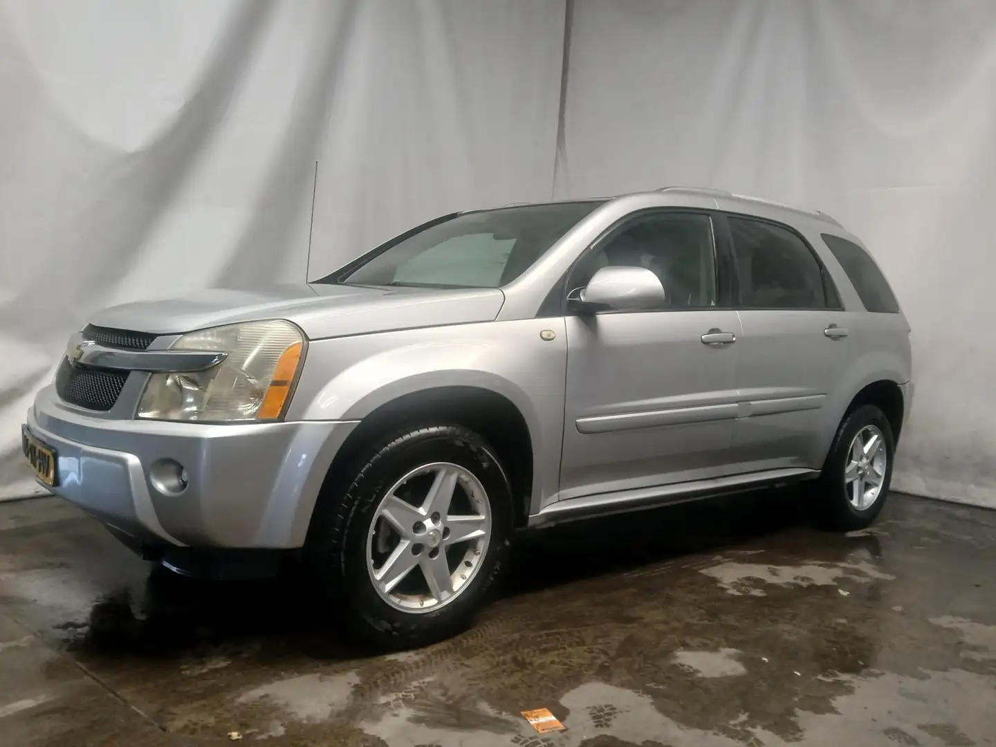 Chevrolet Equinox LPG-G3 - Automaat - Schade Grau - 2