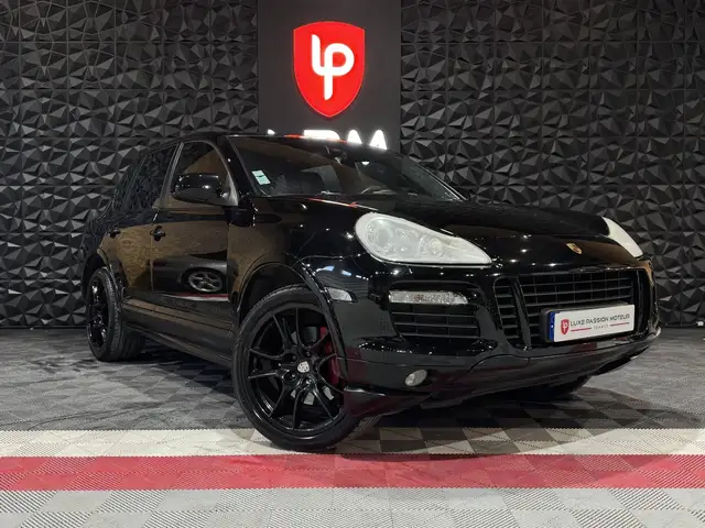 2009 Porsche Cayenne in Black for sale