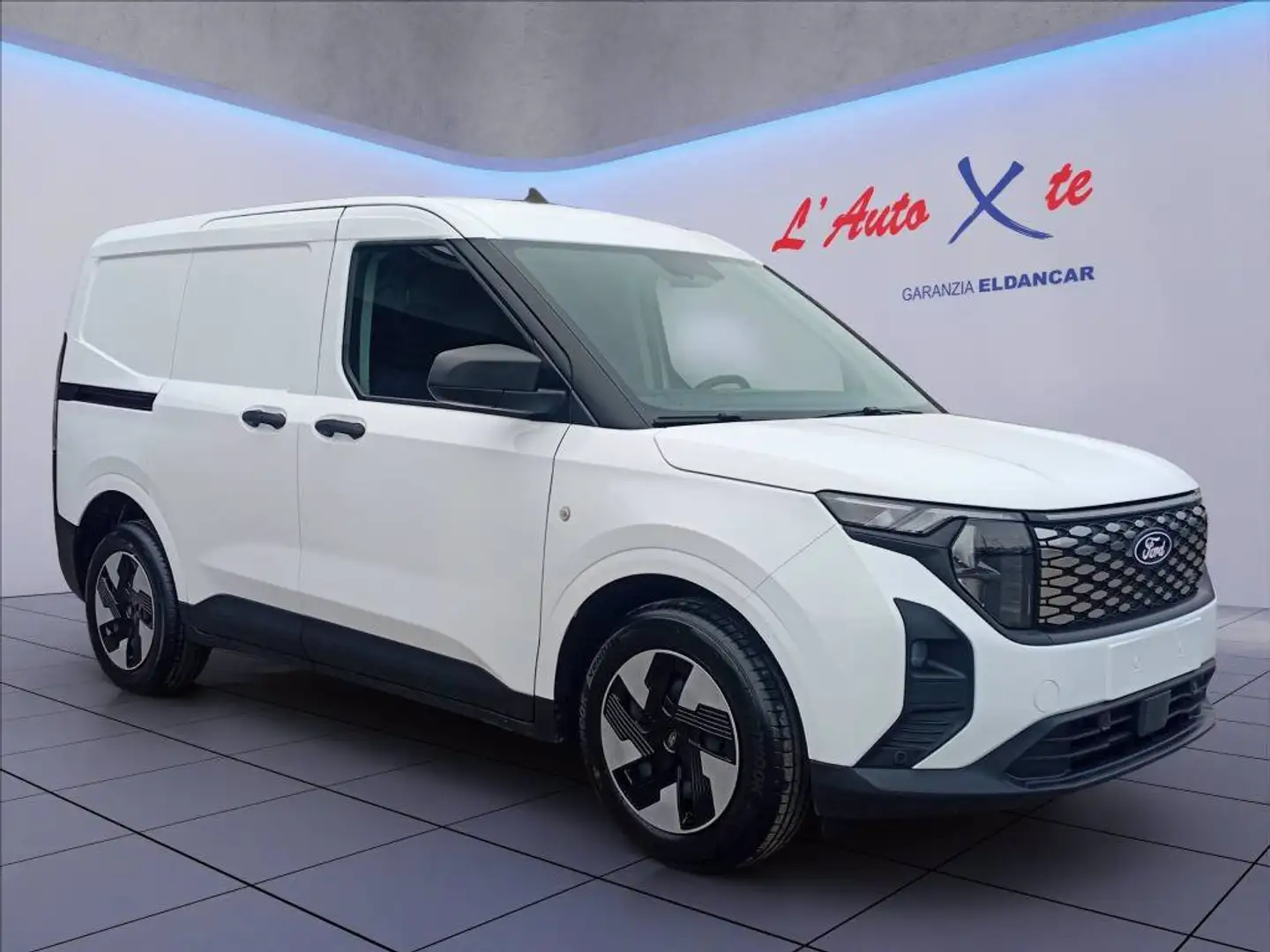 Ford Transit Courier e  V769 Trend 43.6kWh Bianco - 1