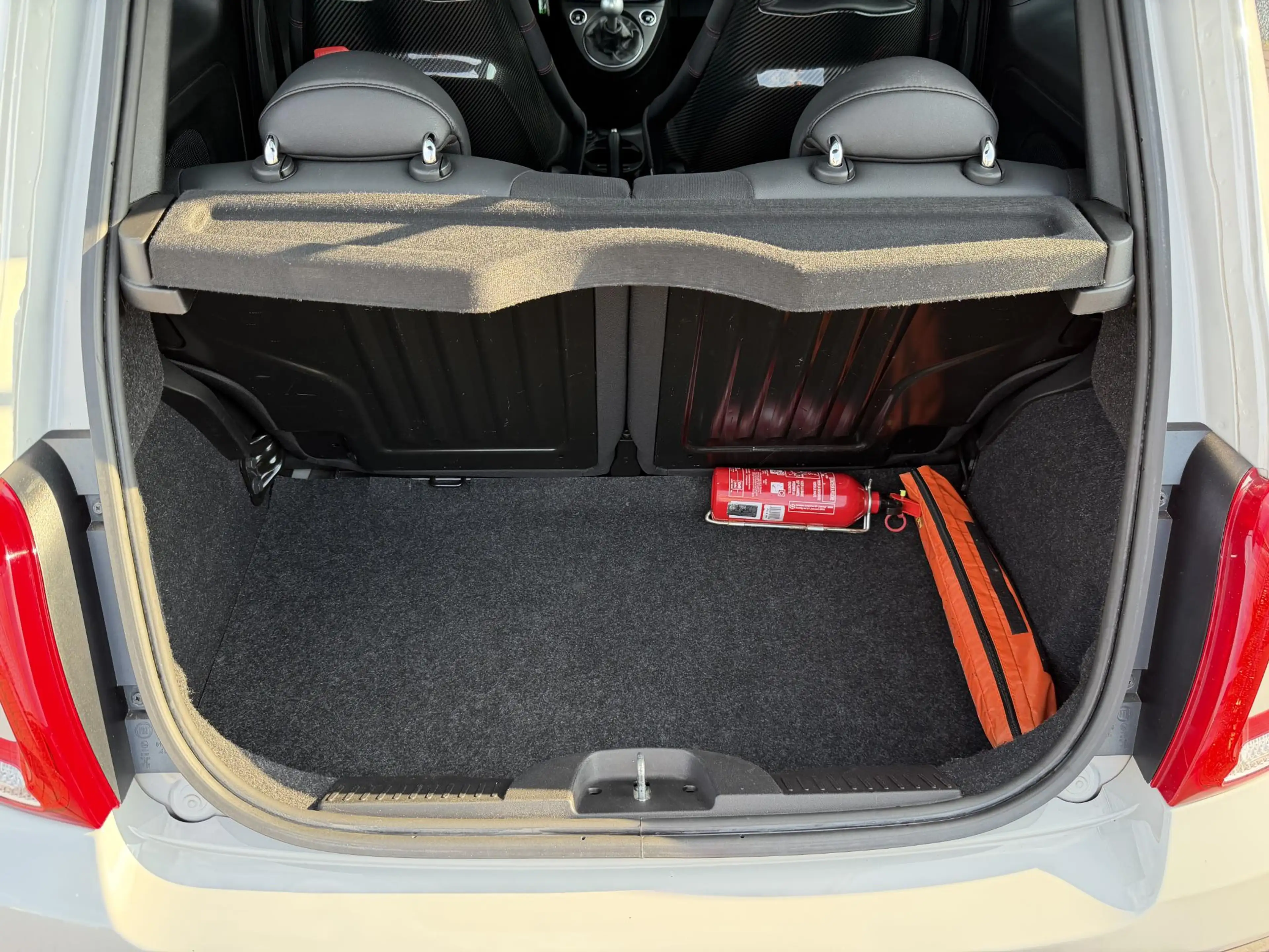 Abarth 595 1.4 T-Jet Esseesse 70th Anniversary BEATS | AKRA | — photo 15