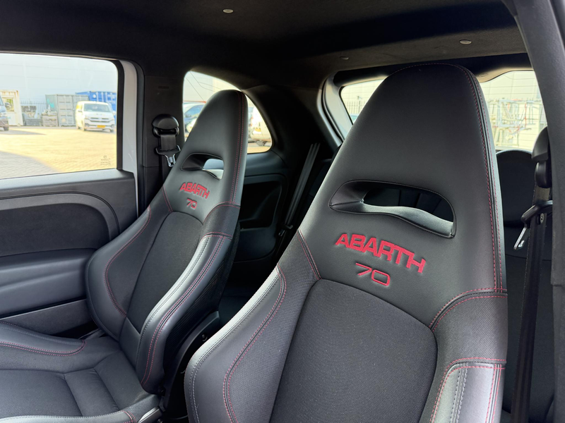 Abarth 595 1.4 T-Jet Esseesse 70th Anniversary BEATS | AKRA | — photo 11