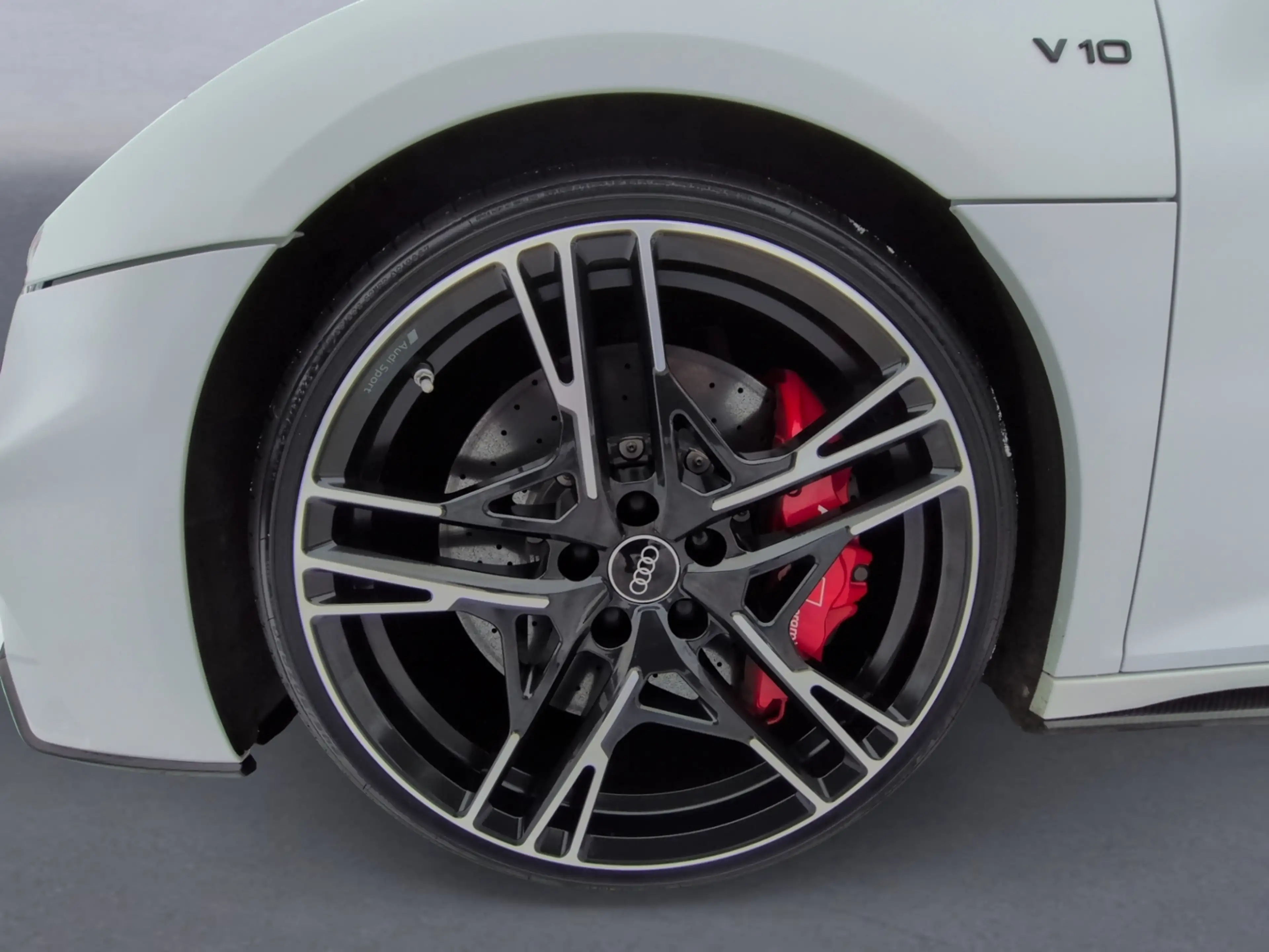 Audi R8 Spyder V10 performance quattro — photo 9