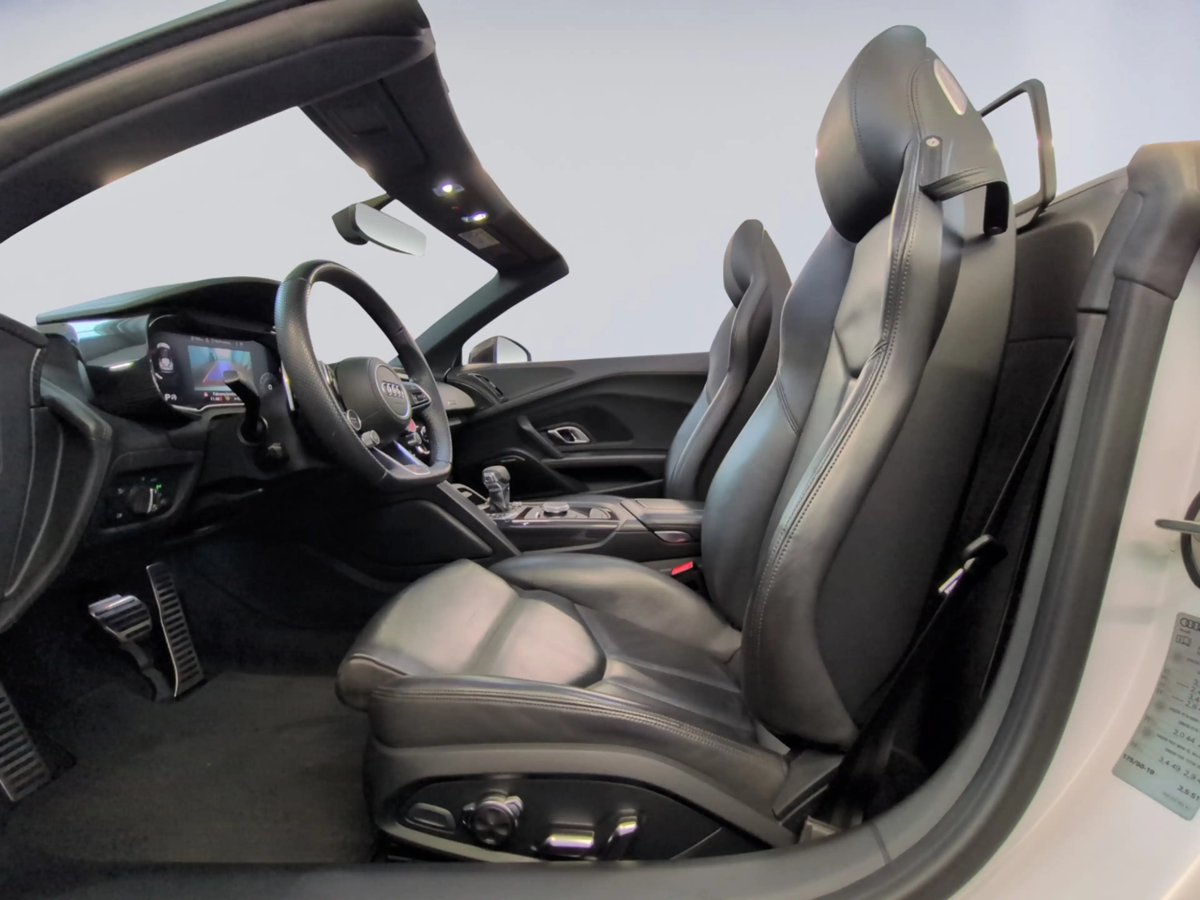 Audi R8 Spyder V10 performance quattro — photo 11