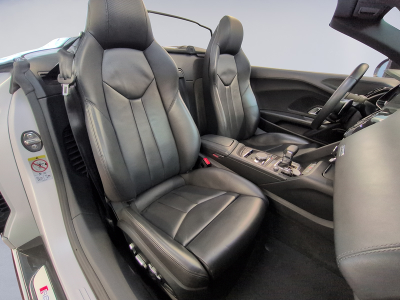 Audi R8 Spyder V10 performance quattro — photo 14
