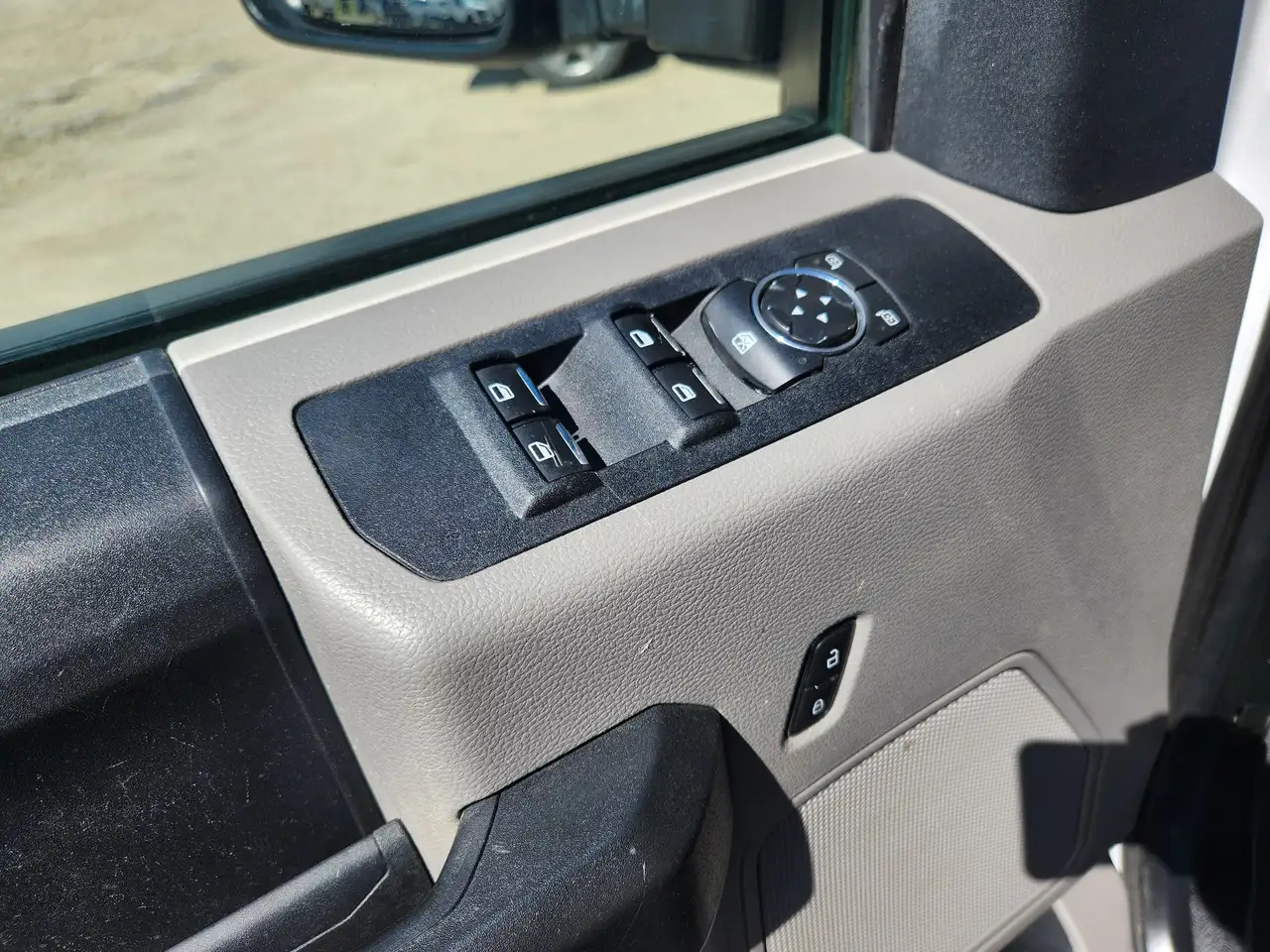 Ford F 550 снимка Ford F 550