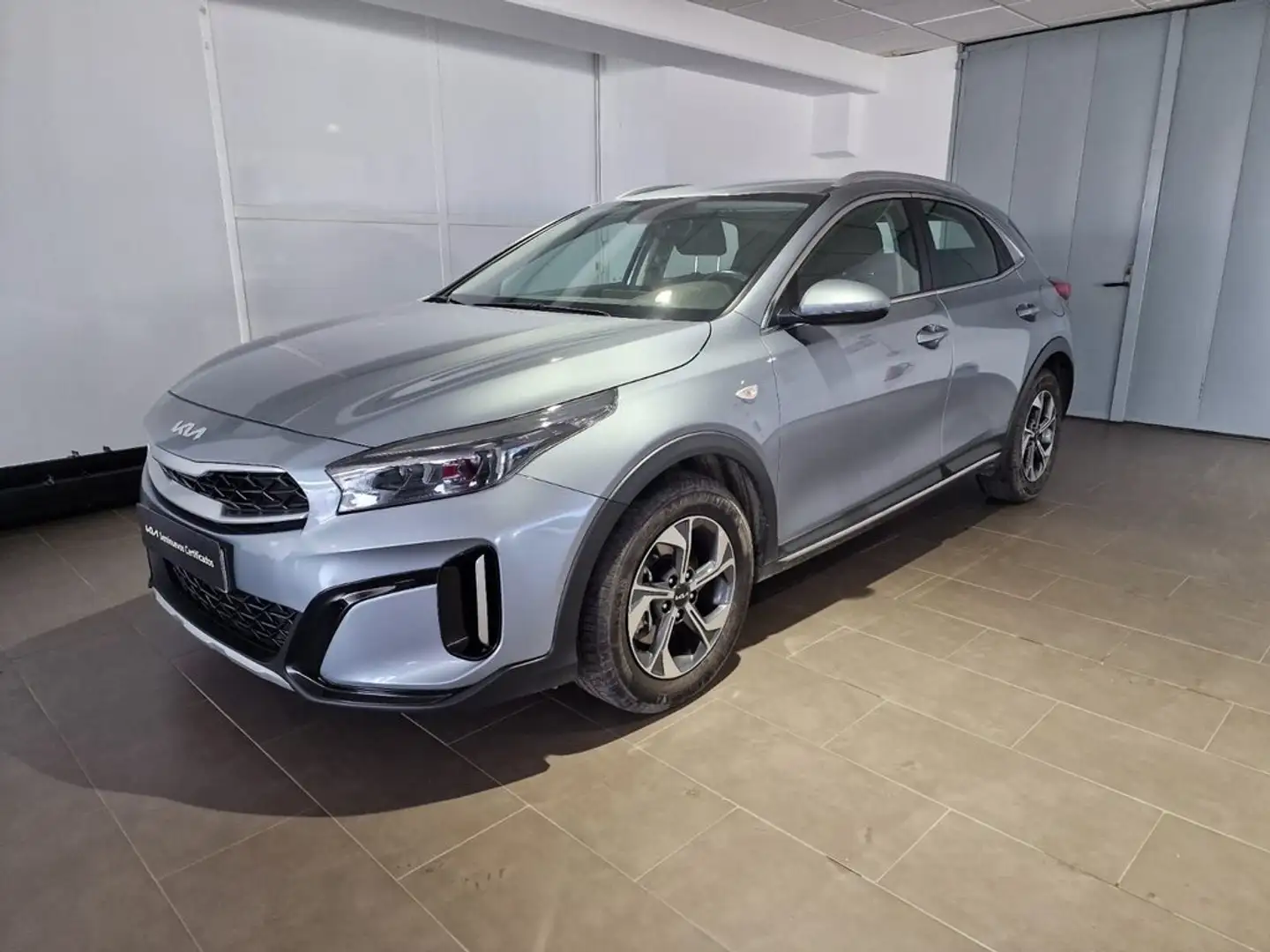 Kia XCeed 1.0 T-GDi Eco-Dynamics Concept Gris - 2