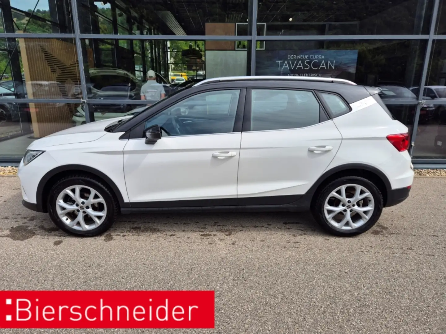 SEAT Arona 1.5 TSI DSG FR ACC NAVI LED Blanc - 2