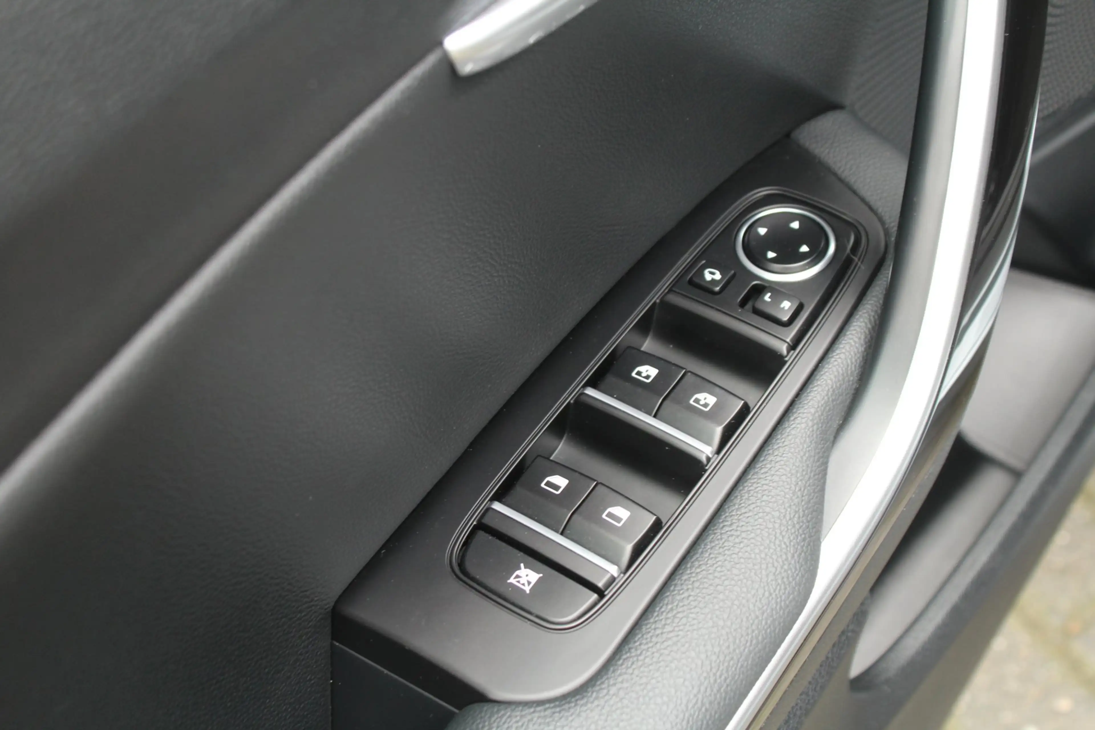Kia Ceed SW / cee'd SW Sportswagon 1.5 T-GDi 140pk DynamicPlusLine Trekha — photo 21